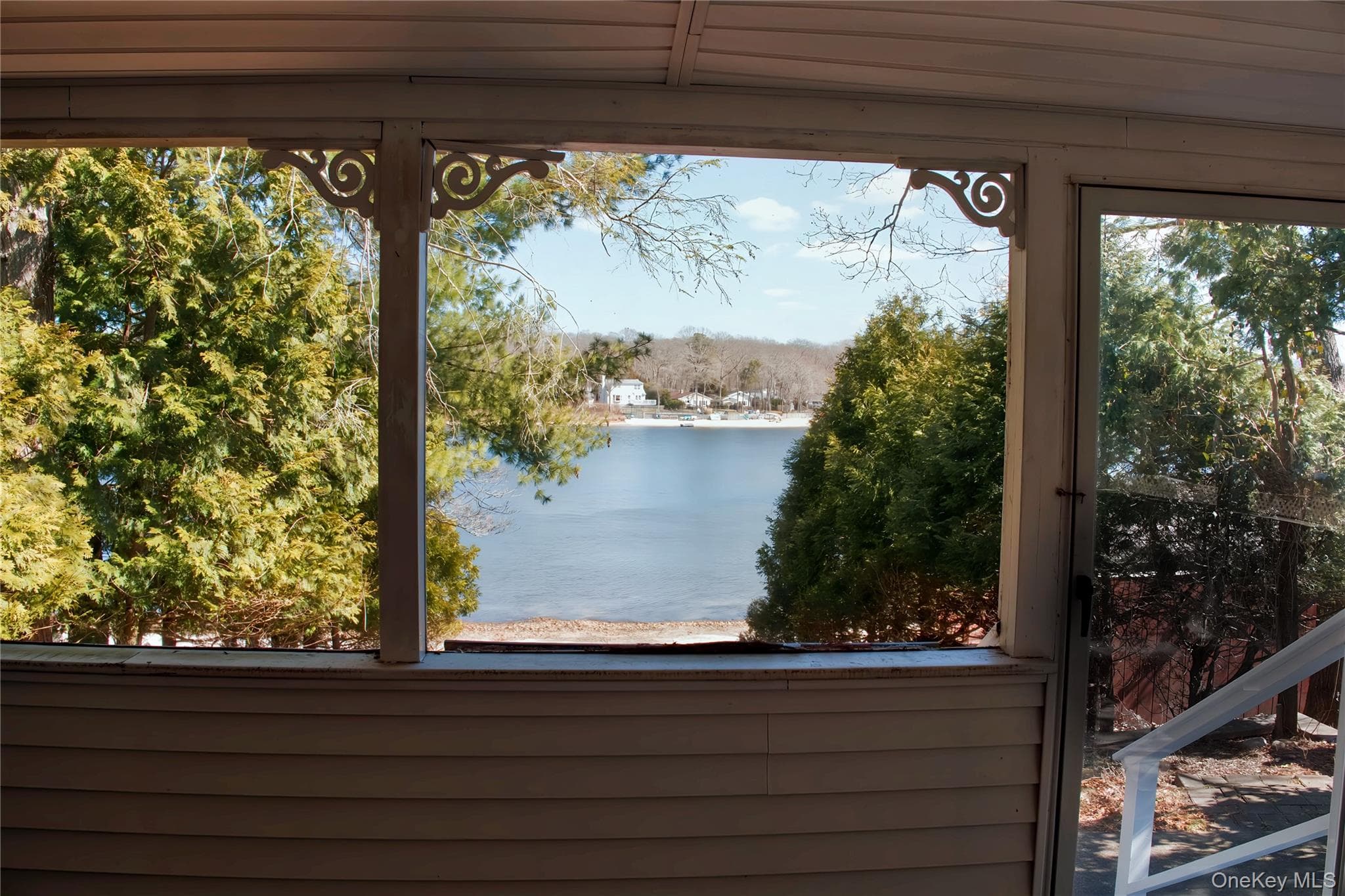 215 Lakeside Trail thumbnail 14