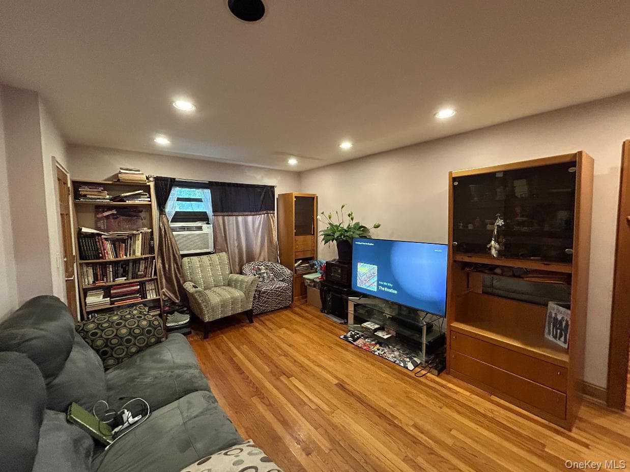 17-06 201st Street Unit: 2-103 thumbnail 4