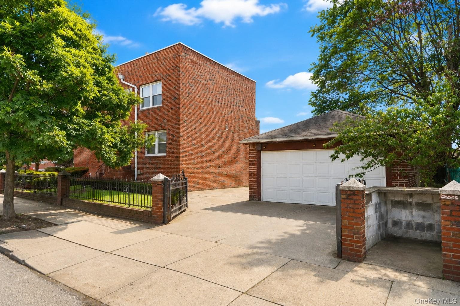 1960 Stillwell Avenue thumbnail 16