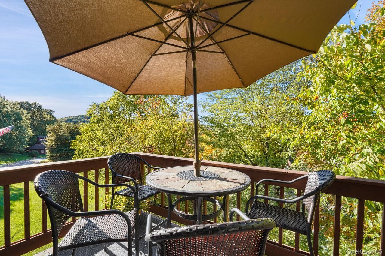 306 Orchard Hill Lane thumbnail 18