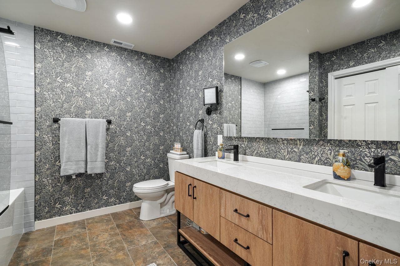 306 Orchard Hill Lane thumbnail 12