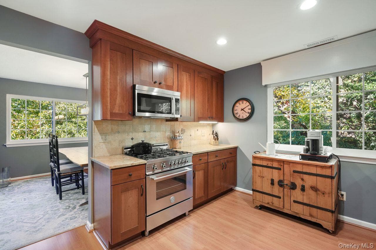 306 Orchard Hill Lane thumbnail 6
