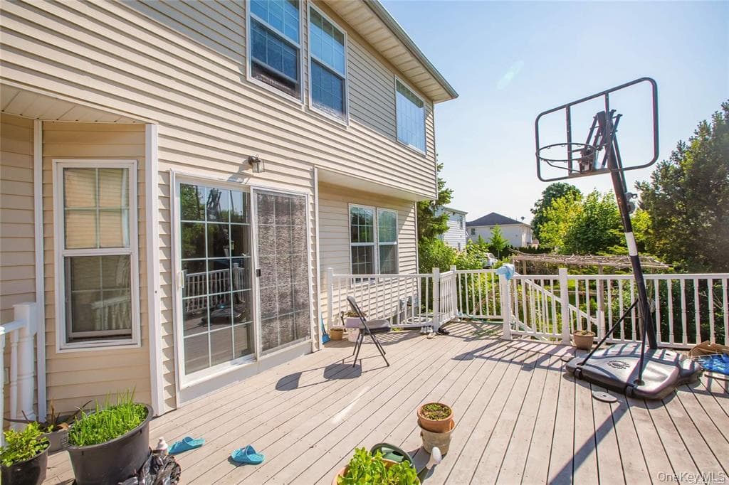 66 Maple Street Unit: A thumbnail 24