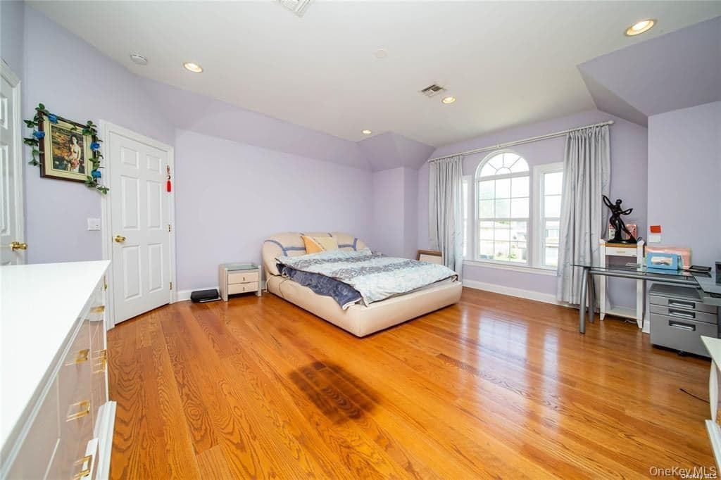 66 Maple Street Unit: A thumbnail 15