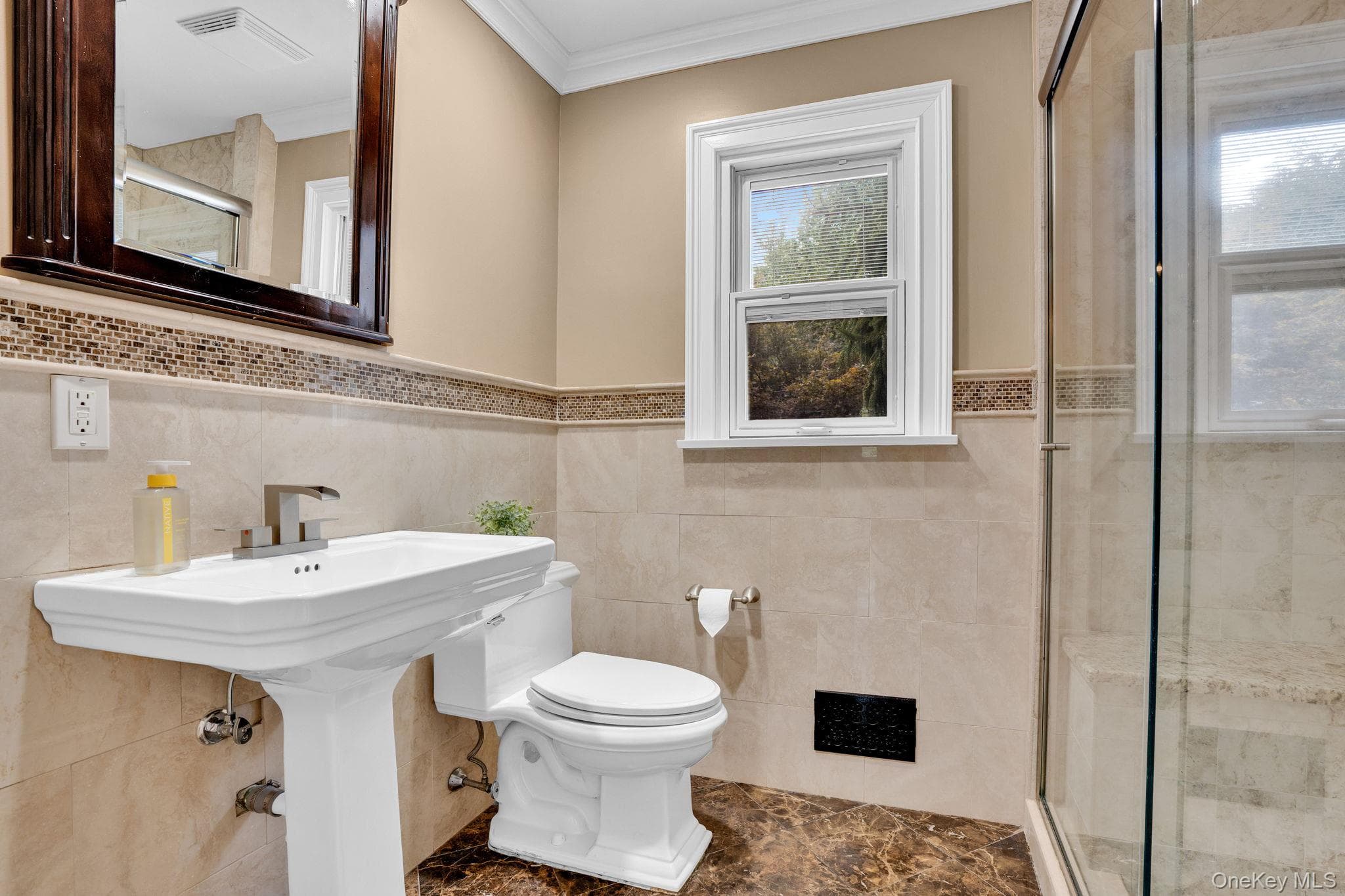 649 S Pascack Road thumbnail 13