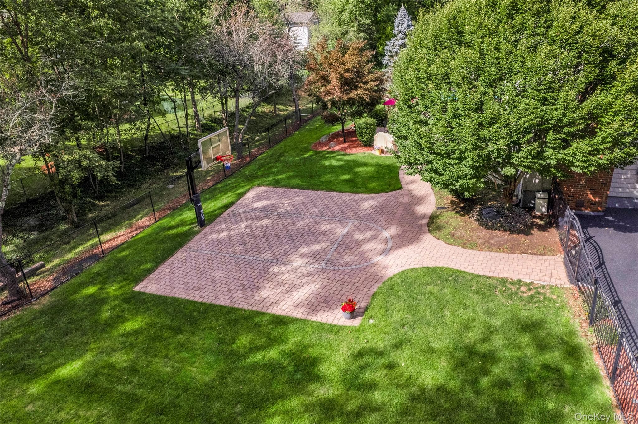 649 S Pascack Road thumbnail 31