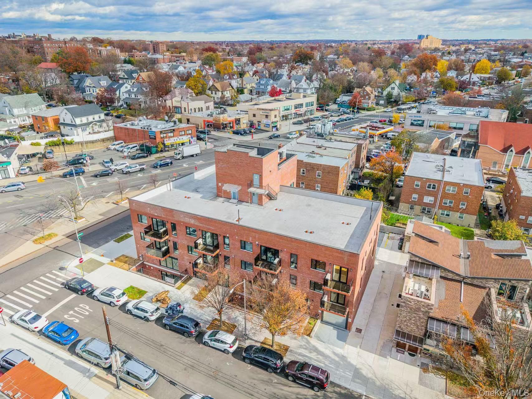 165-02 Sanford Avenue thumbnail 5