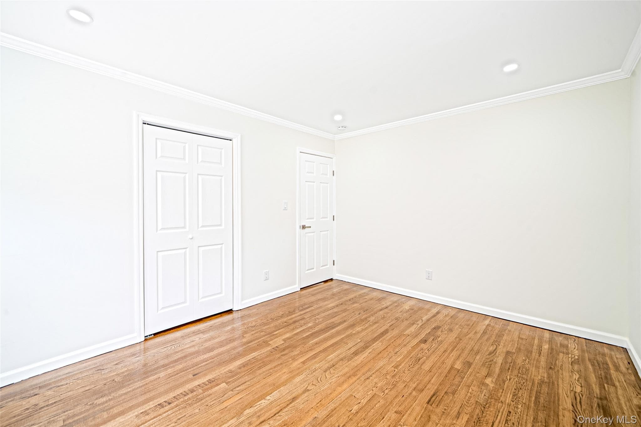 260 W 24th Street thumbnail 22