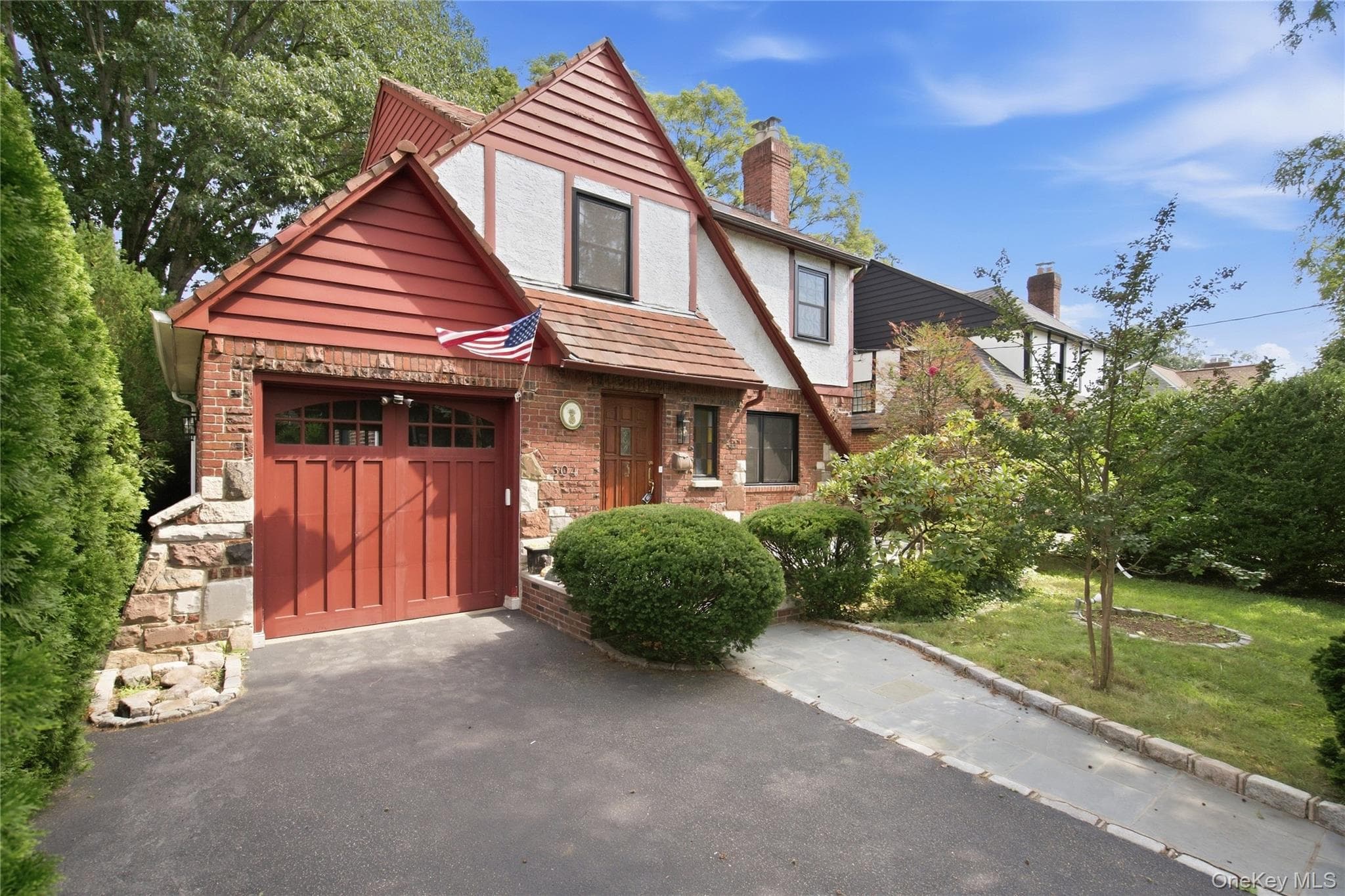 304 Kilburn Road, Garden City