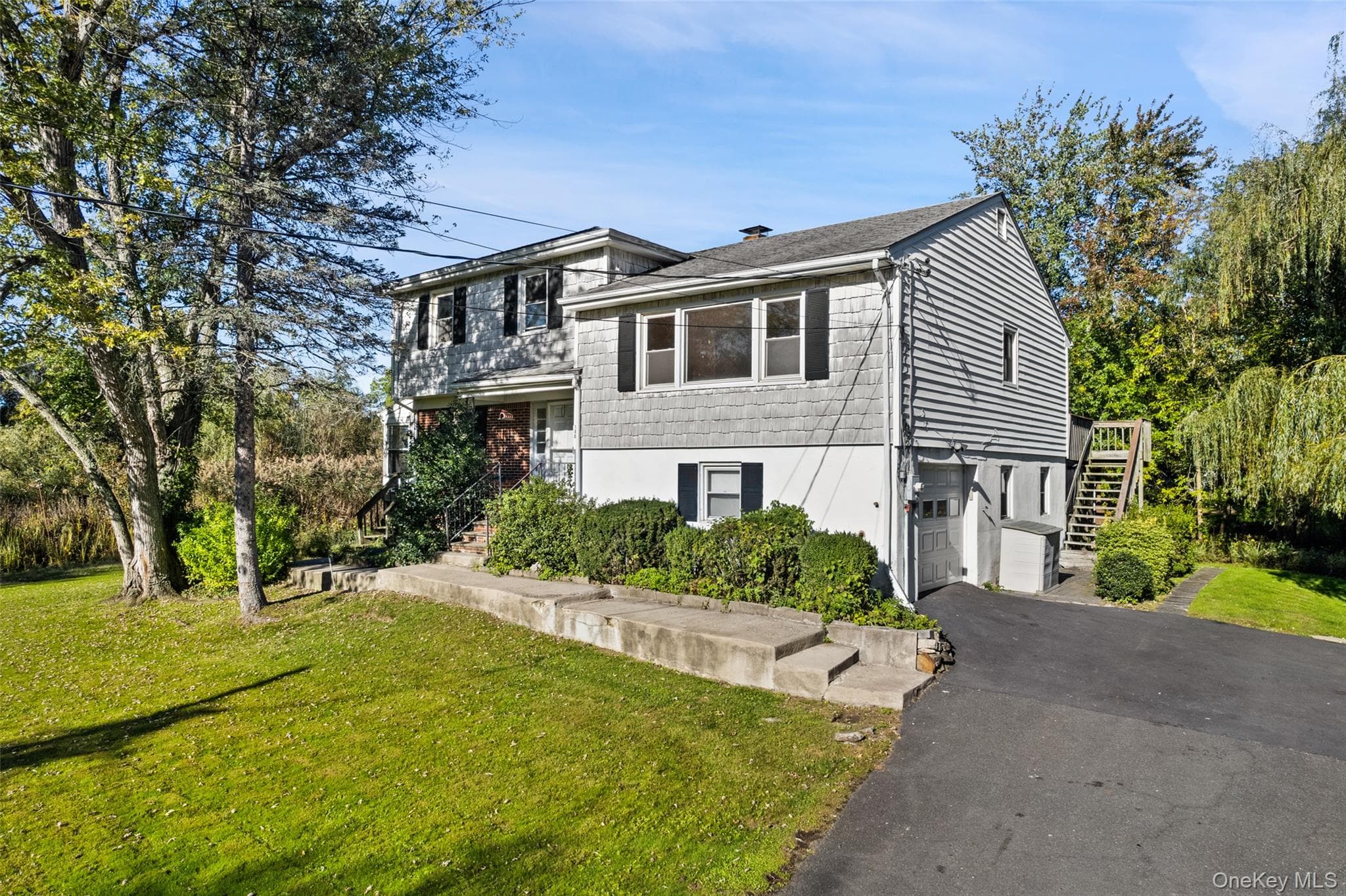 180 Bradford Avenue thumbnail 4