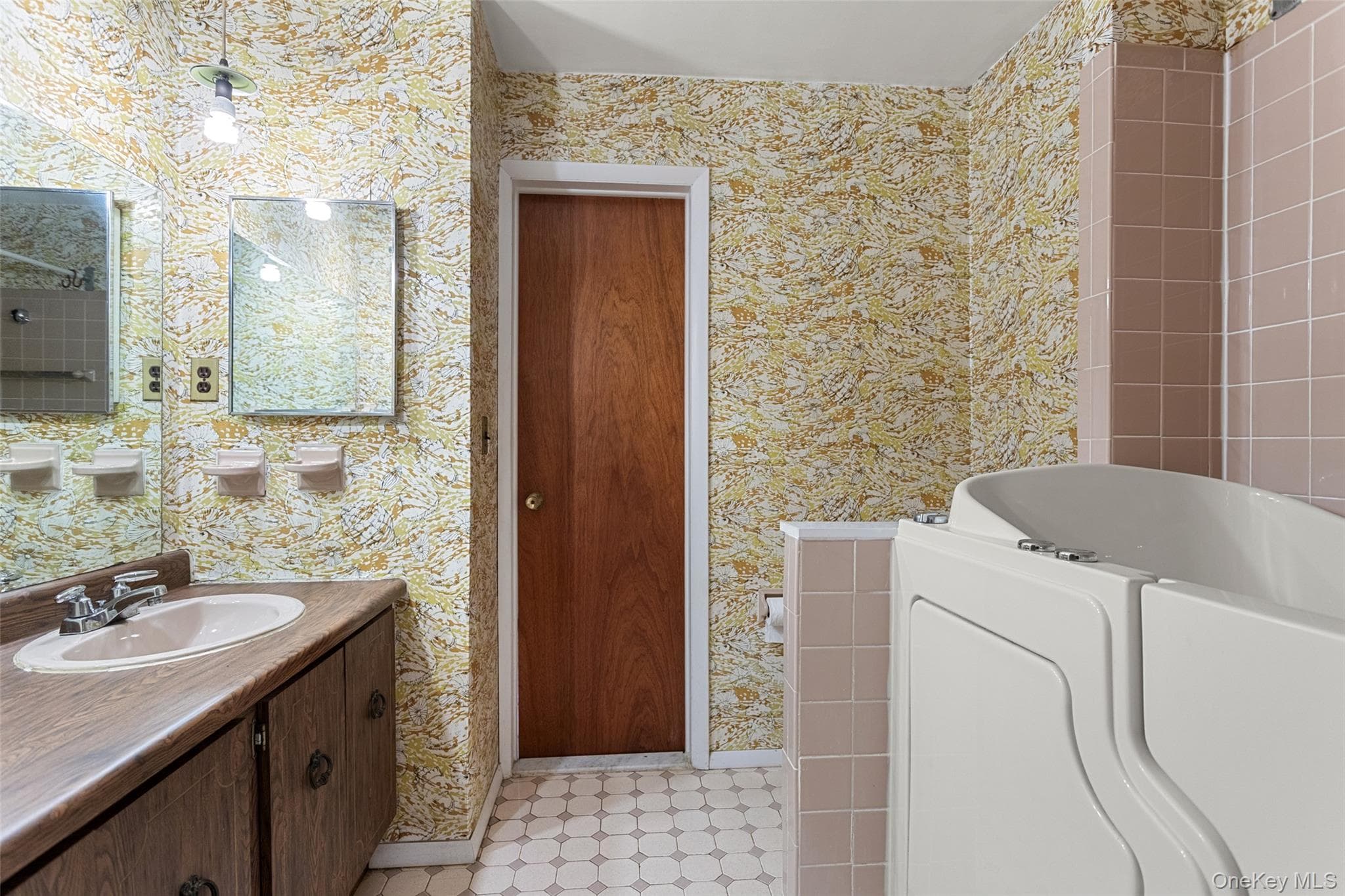 180 Bradford Avenue thumbnail 22