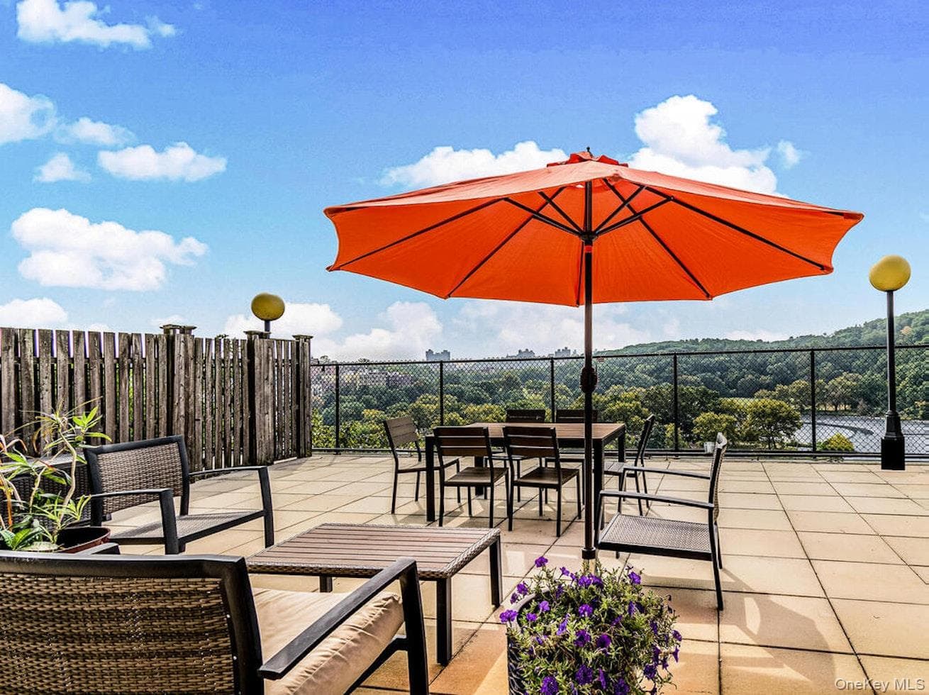 2400 Johnson Avenue Unit: 11K thumbnail 17