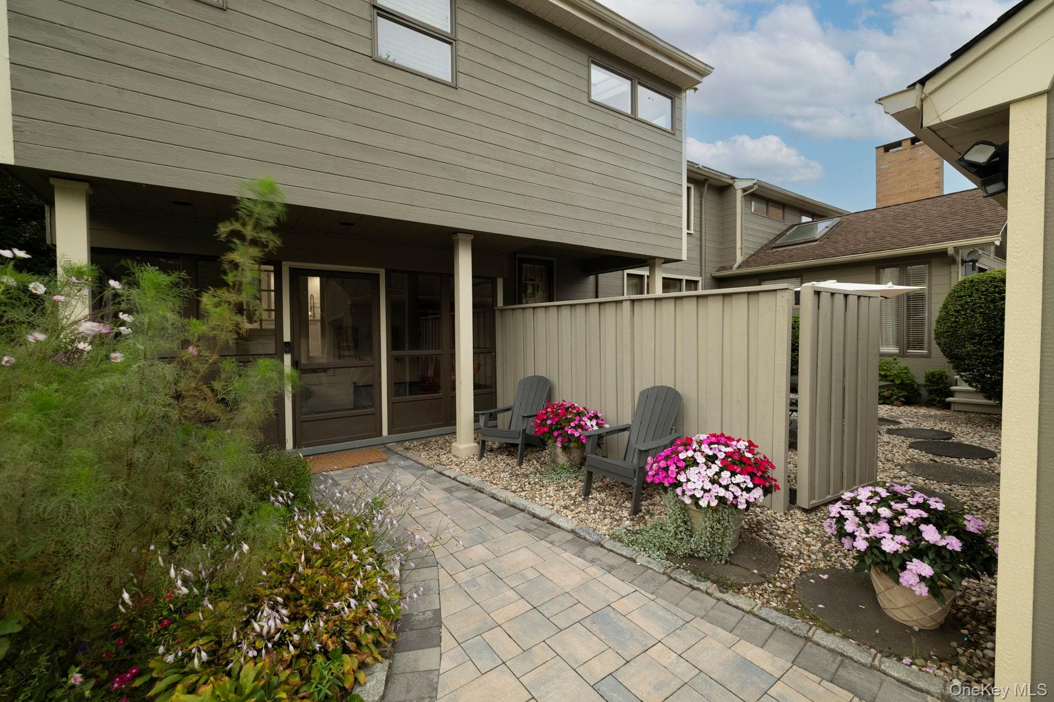 3186 William Street thumbnail 7