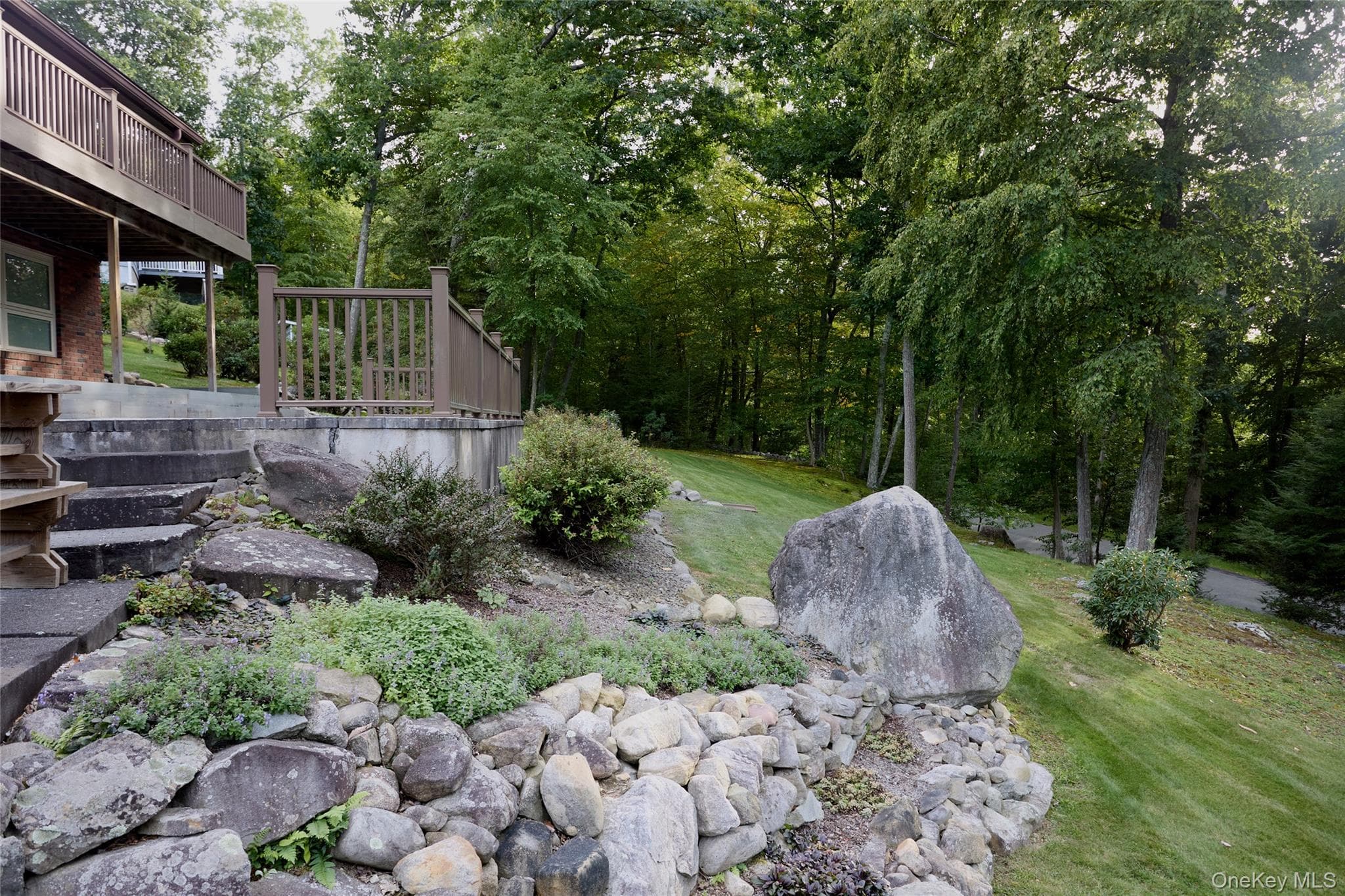 64 Clinton Road thumbnail 38