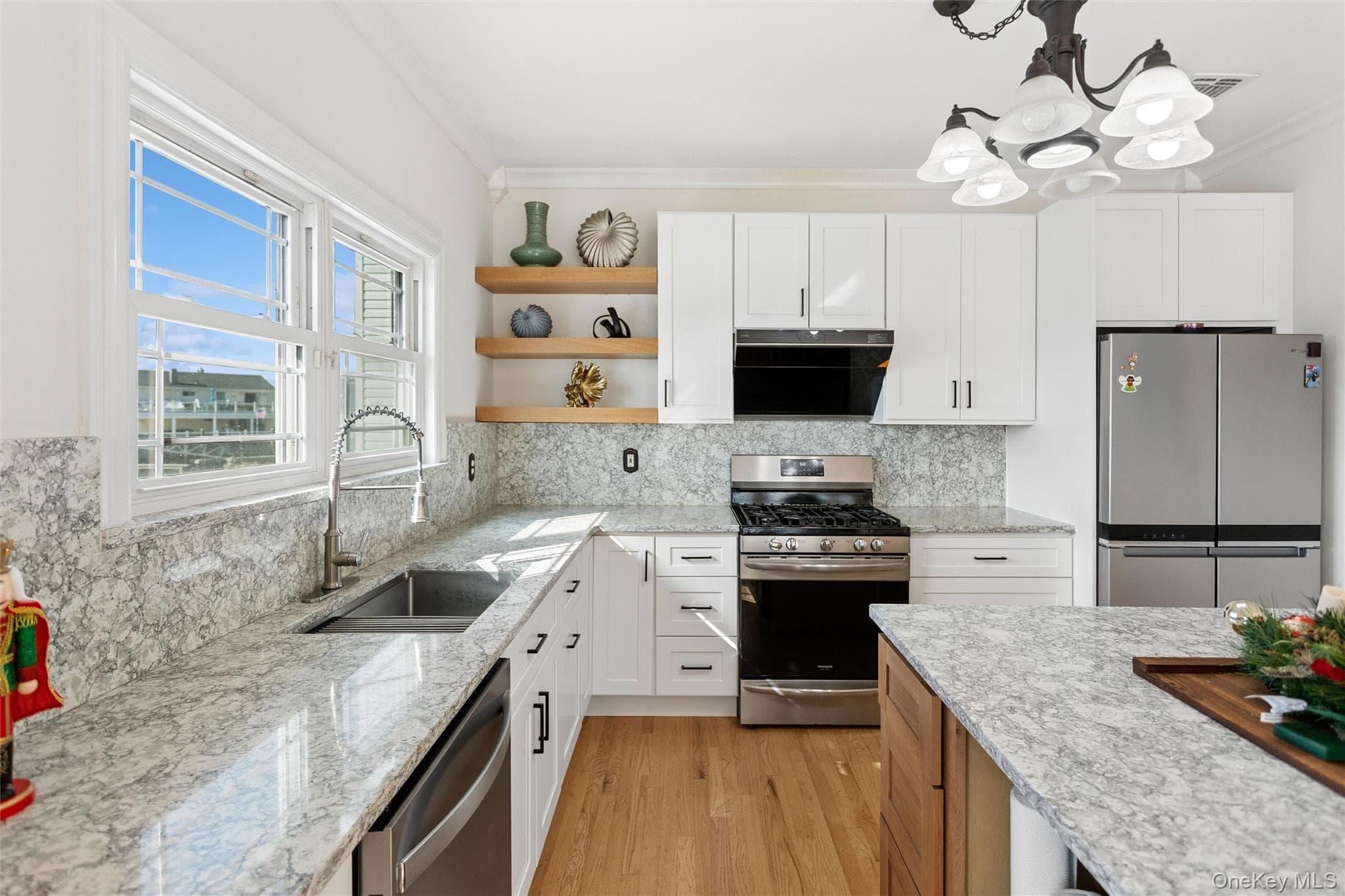 268 Gordon Place thumbnail 13
