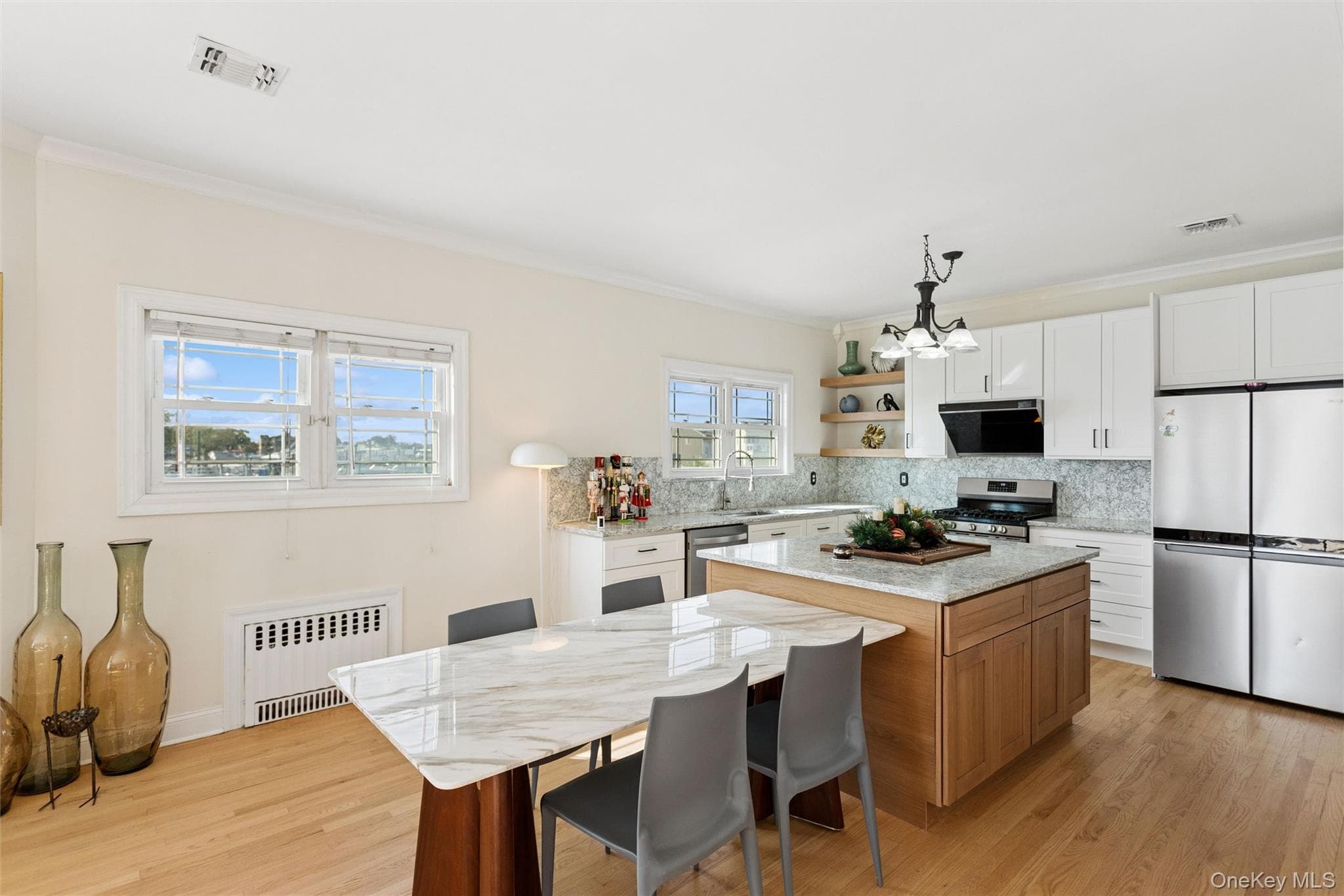 268 Gordon Place thumbnail 16