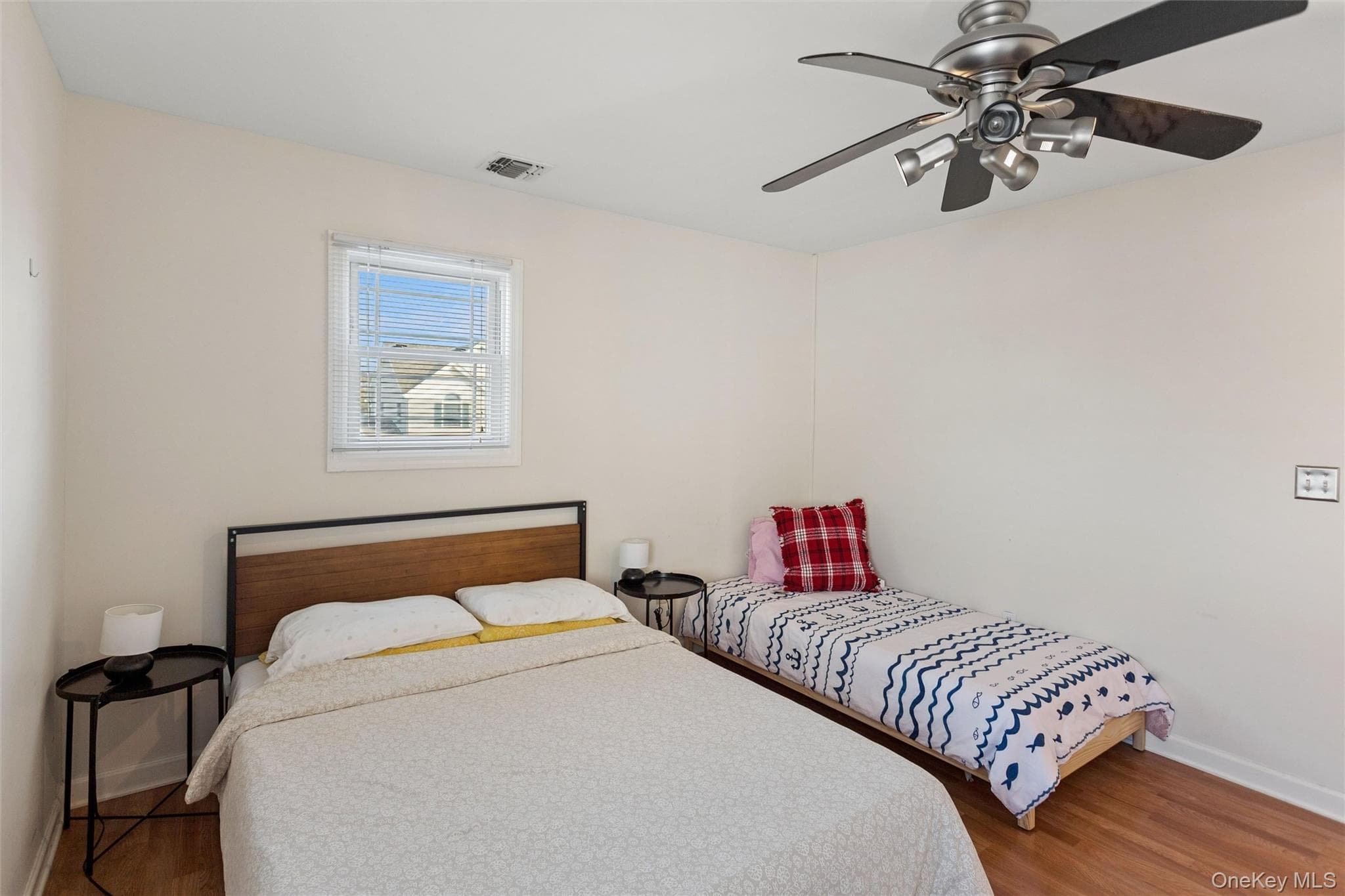 268 Gordon Place thumbnail 22