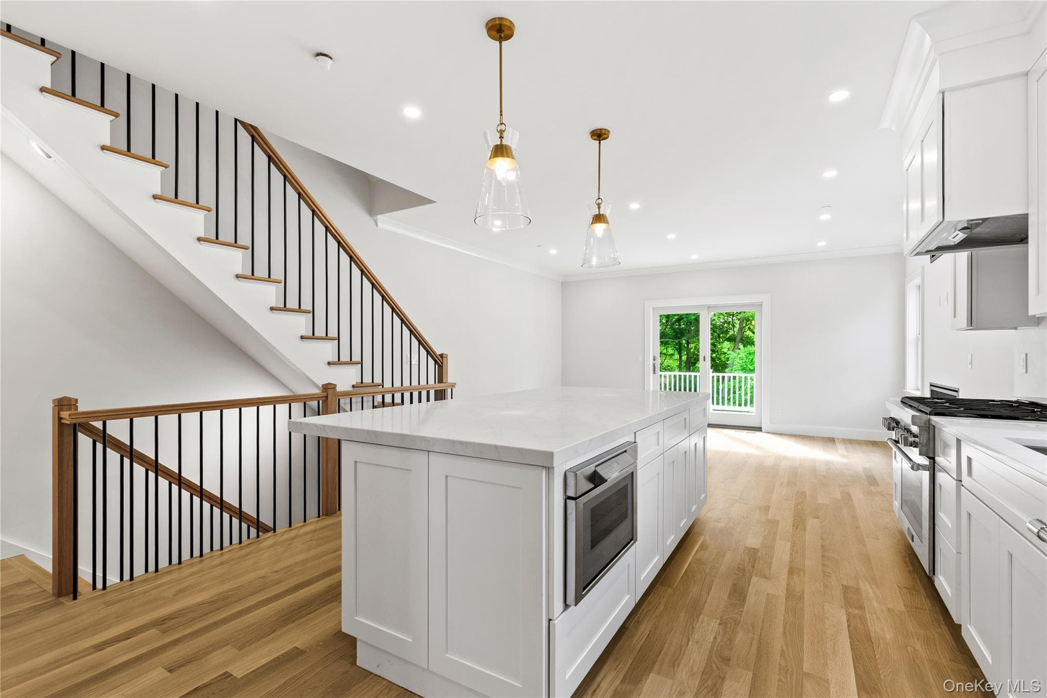 86 A Maple Avenue thumbnail 7