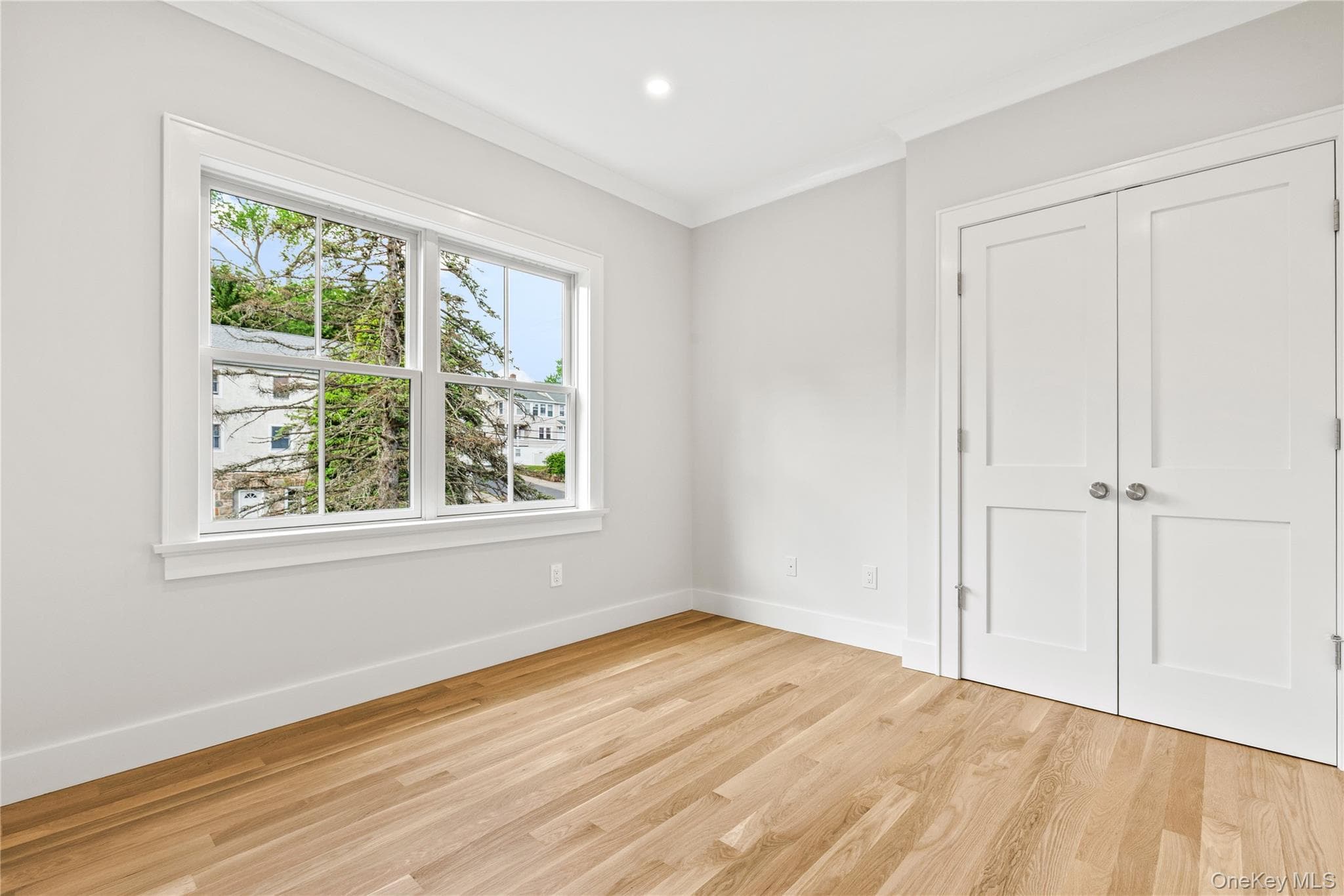 86 A Maple Avenue thumbnail 15