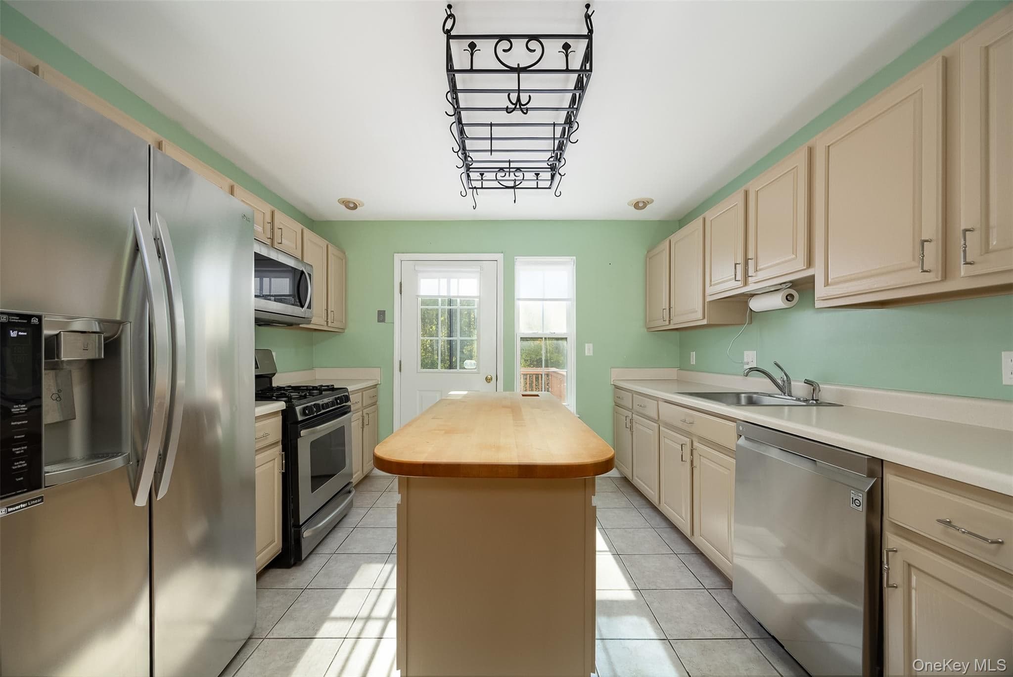 173 Pinebrook Drive thumbnail 5