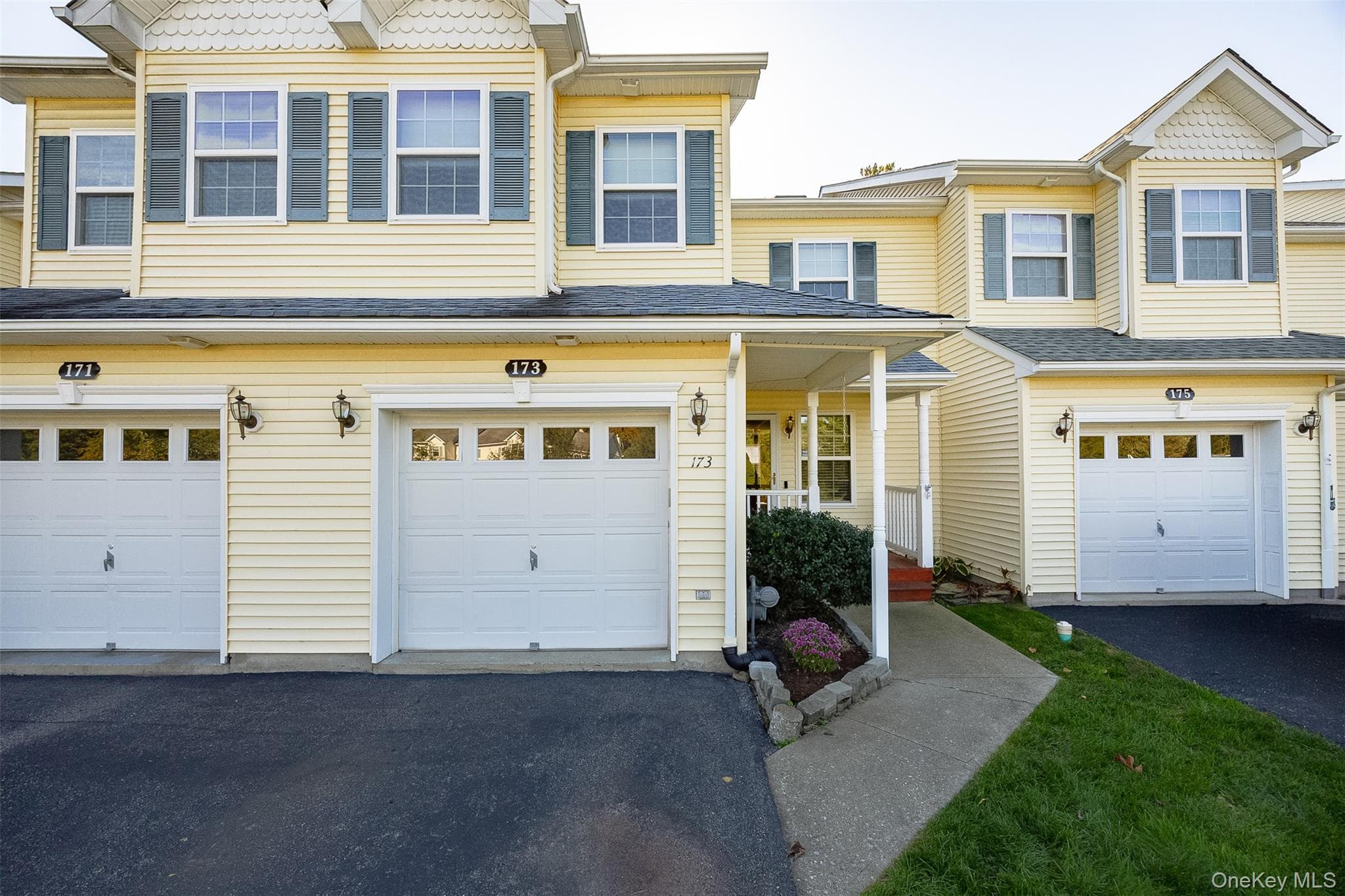 173 Pinebrook Drive thumbnail 2