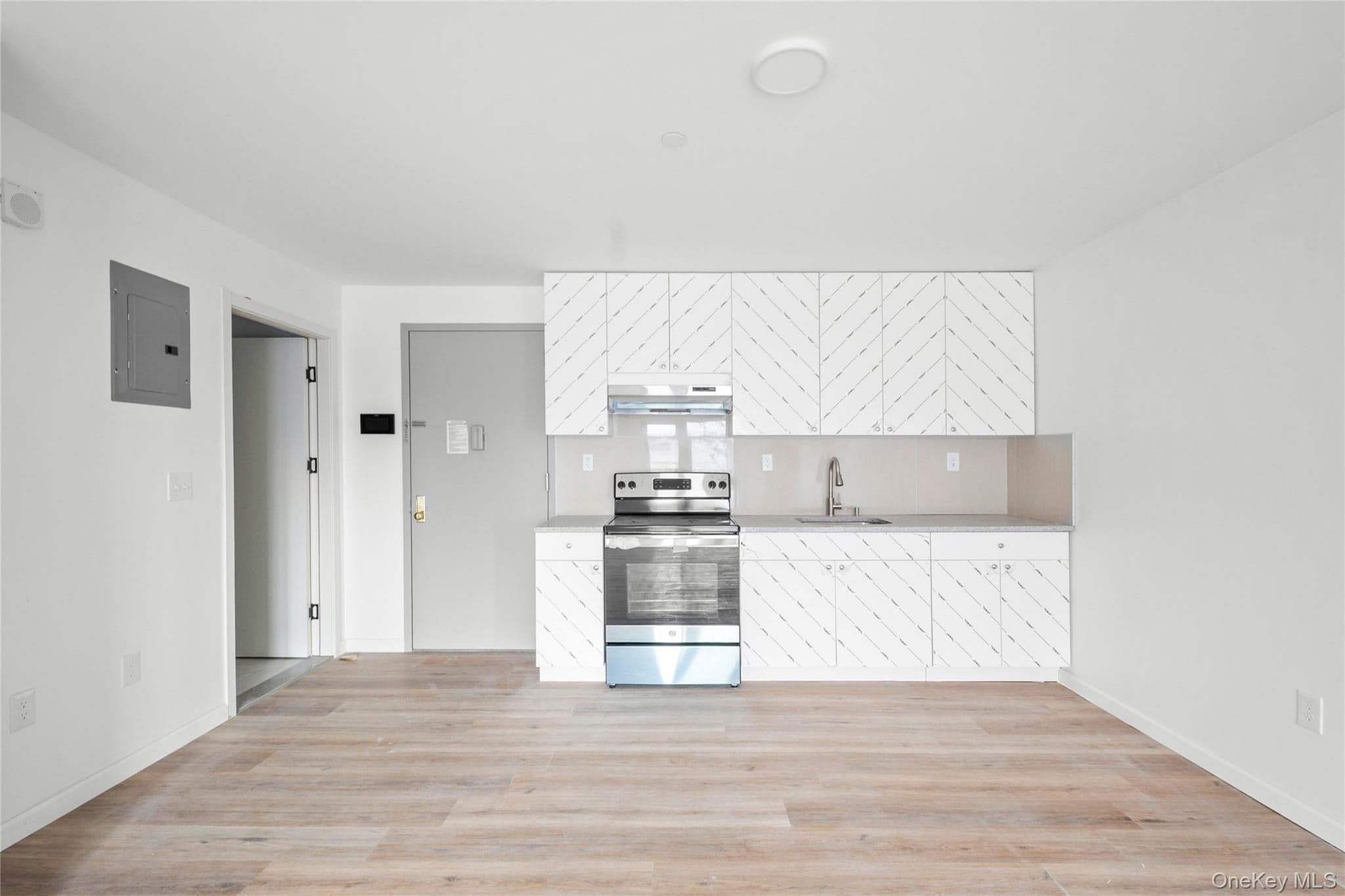 70-40 45 Avenue Unit: 6I thumbnail 5