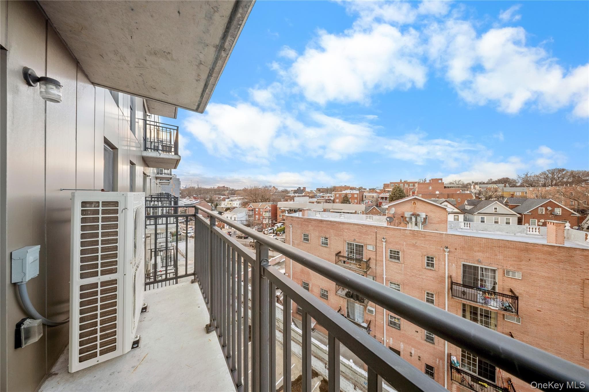 70-40 45 Avenue Unit: 6I thumbnail 2