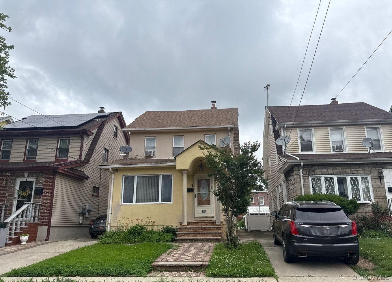 225-09 107th Avenue thumbnail 2