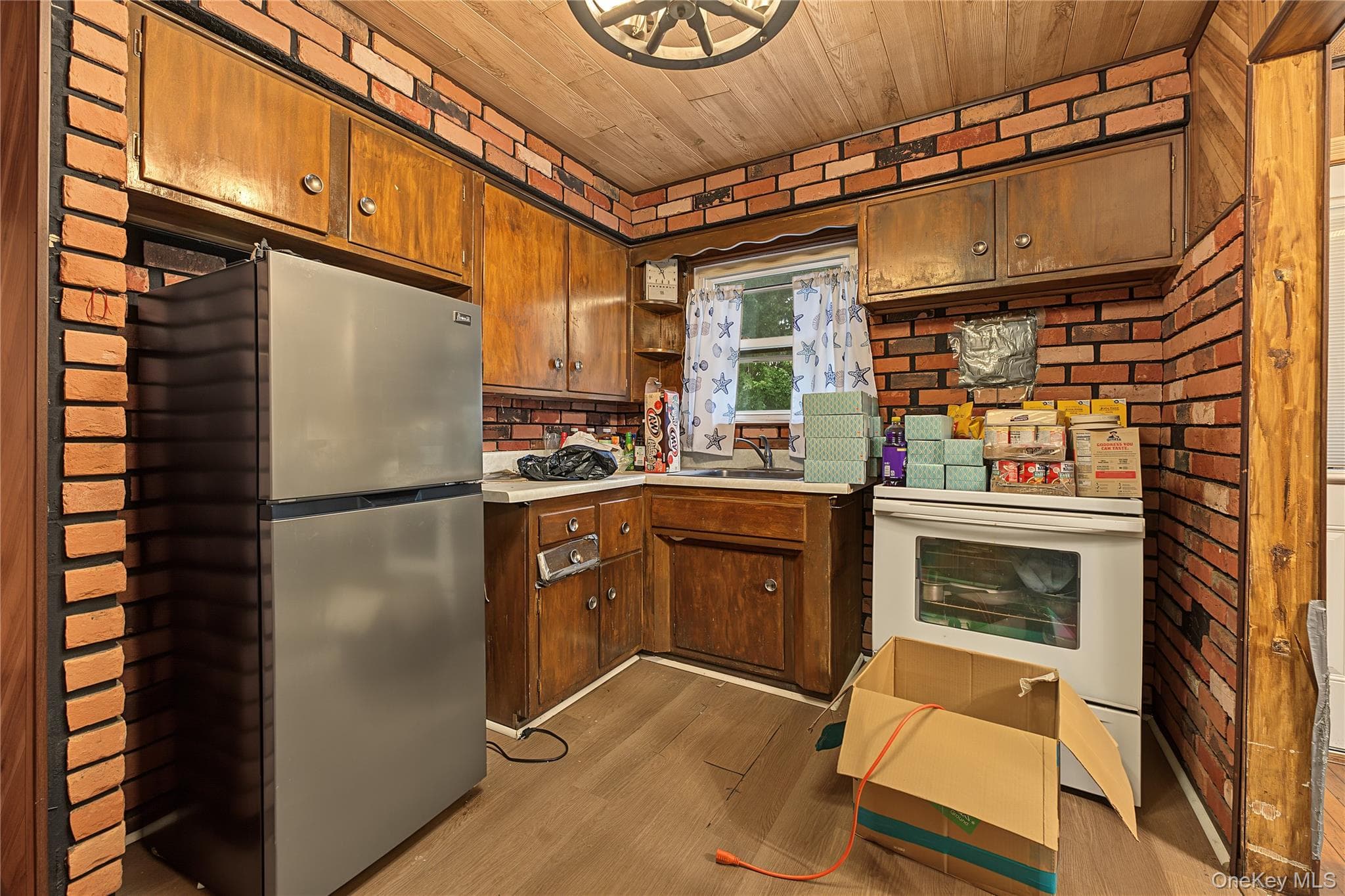 702 Partridge Avenue thumbnail 6