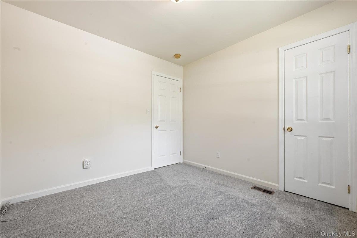 701 Park Avenue thumbnail 25