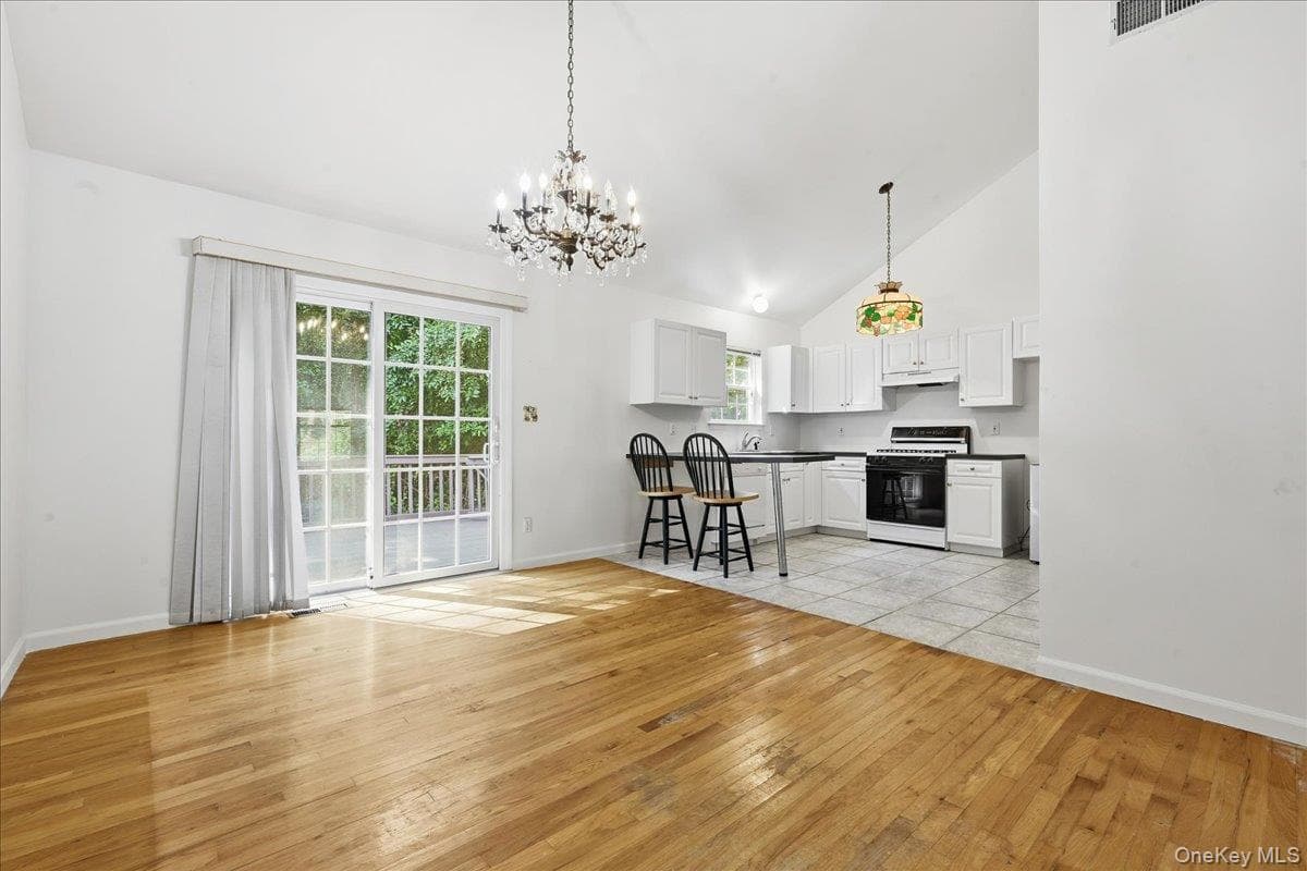 701 Park Avenue thumbnail 14