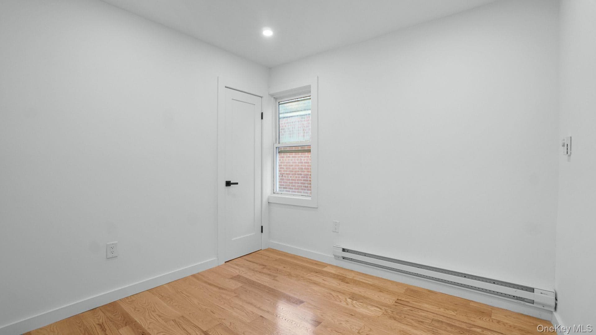 4135 Murdock Avenue thumbnail 16