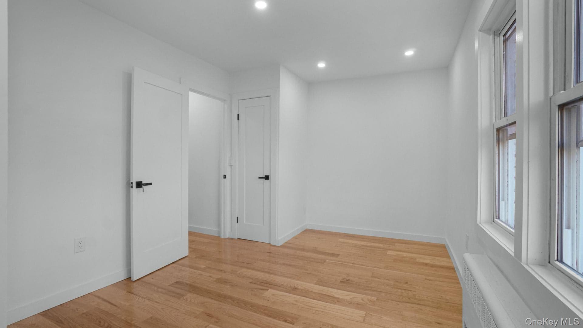 4135 Murdock Avenue thumbnail 18