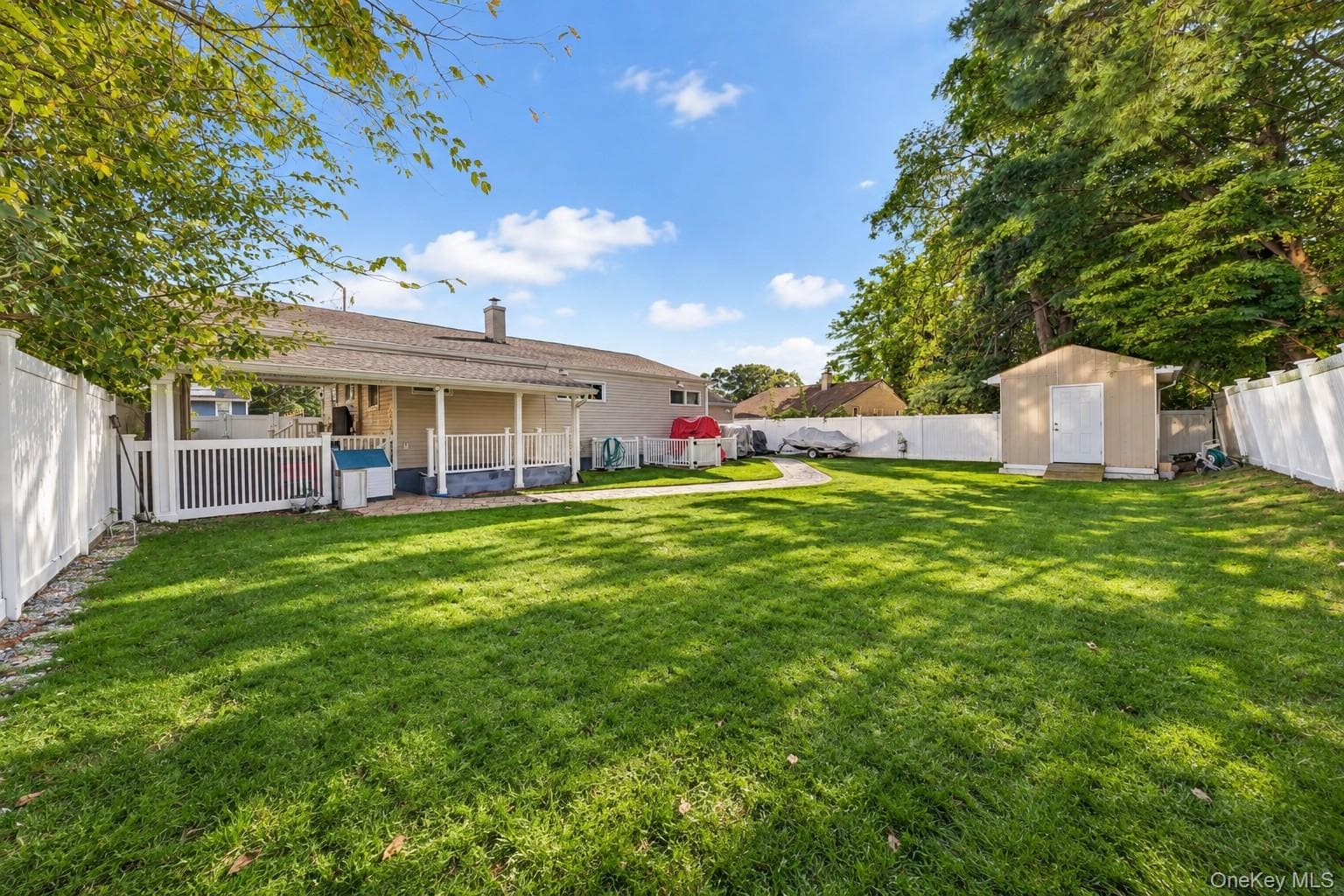 42 Blue Jay Drive thumbnail 28