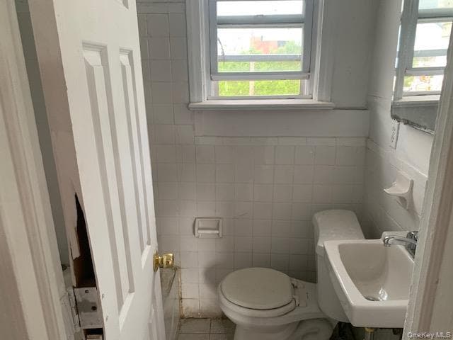 1181 Sackett Ave Avenue thumbnail 5