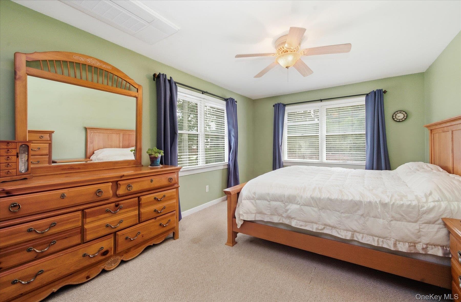 220 Hubbard Avenue thumbnail 15
