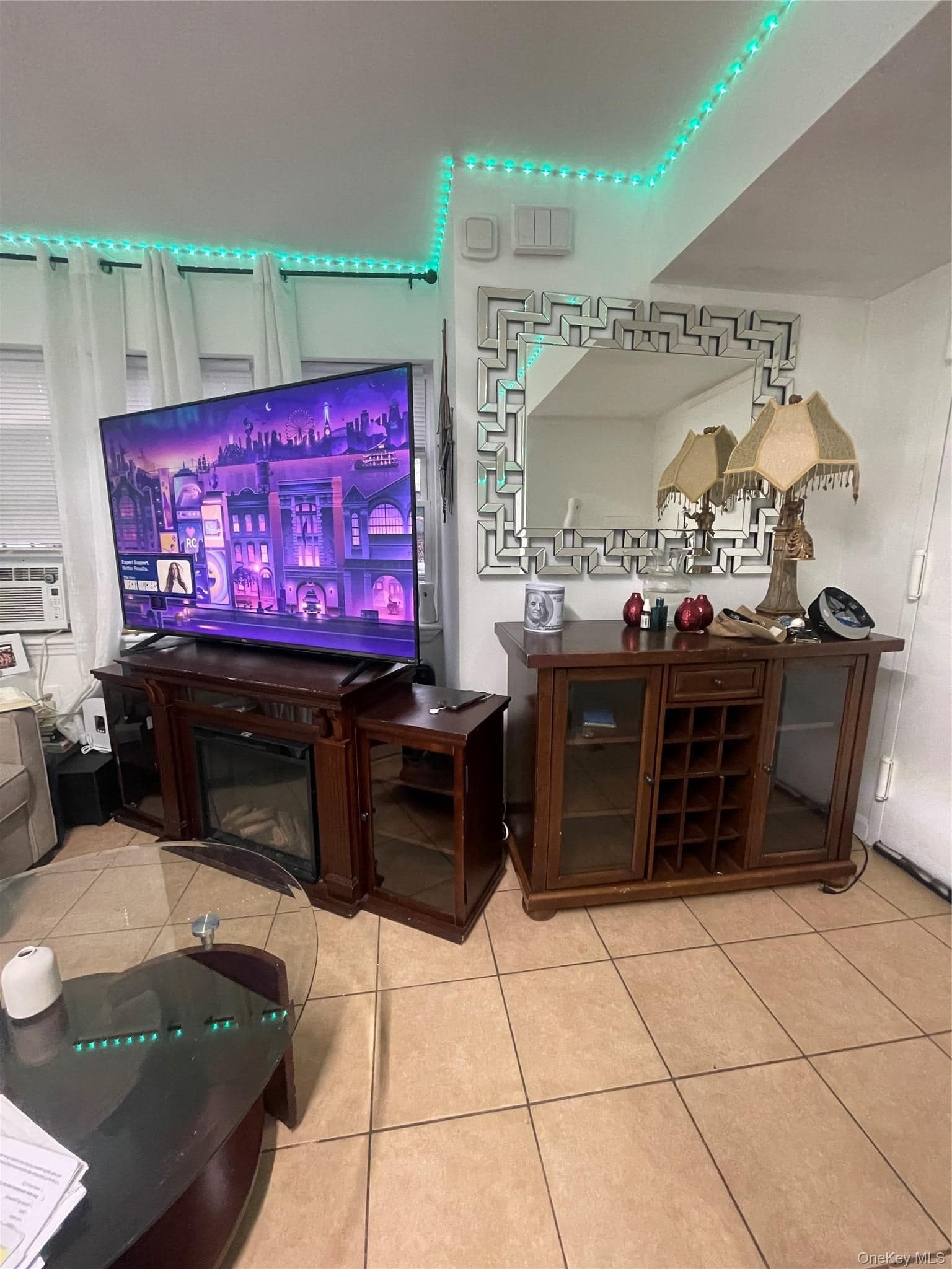 2730 Kingsbridge Terrace thumbnail 3