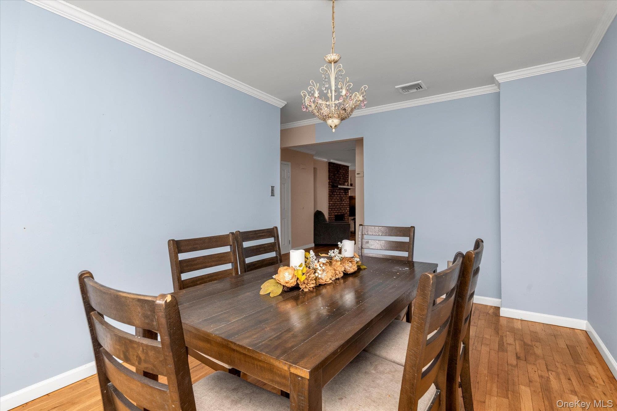 88 E Valley Stream Boulevard Unit: 6 thumbnail 6
