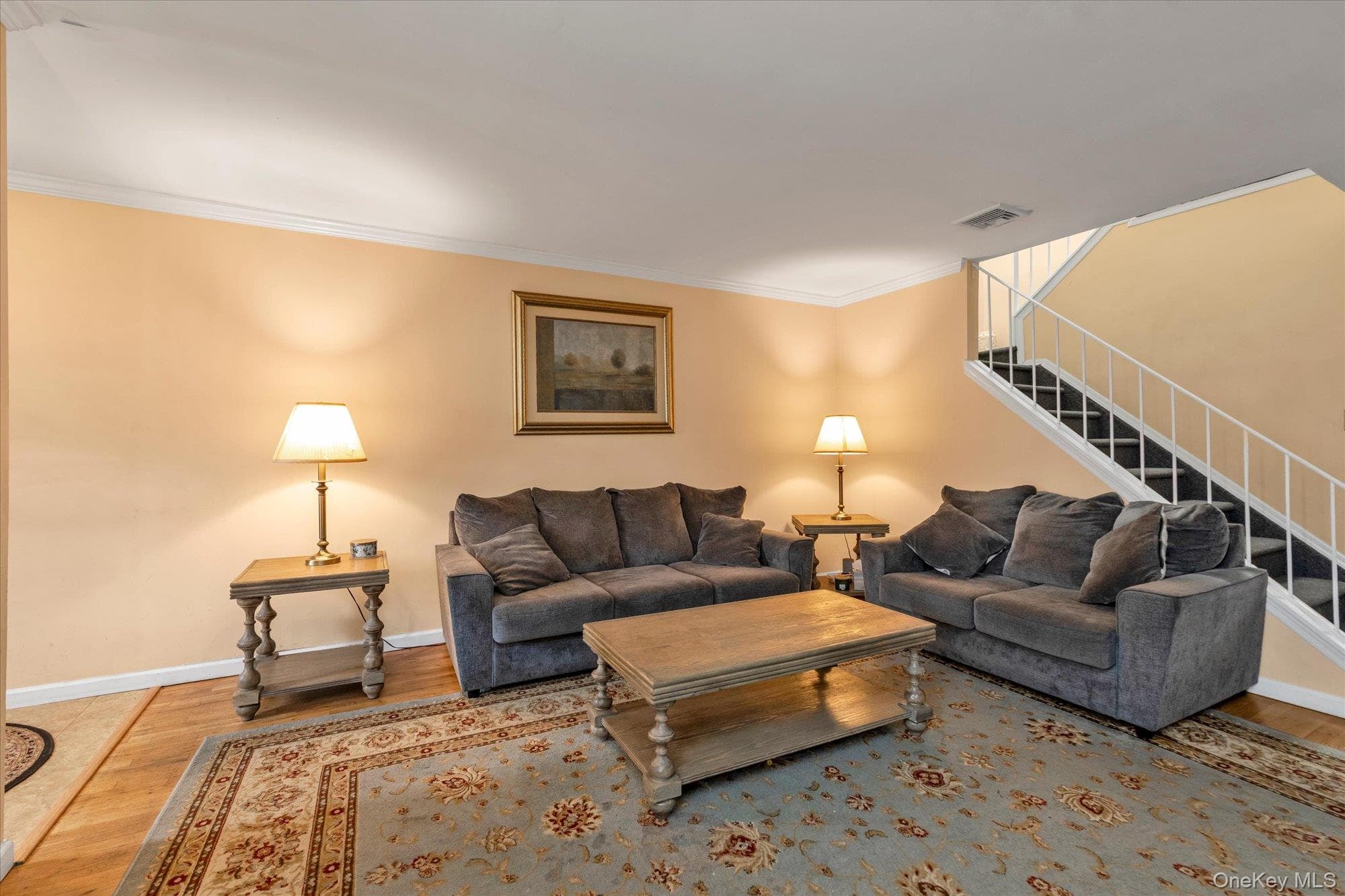 88 E Valley Stream Boulevard Unit: 6 thumbnail 3