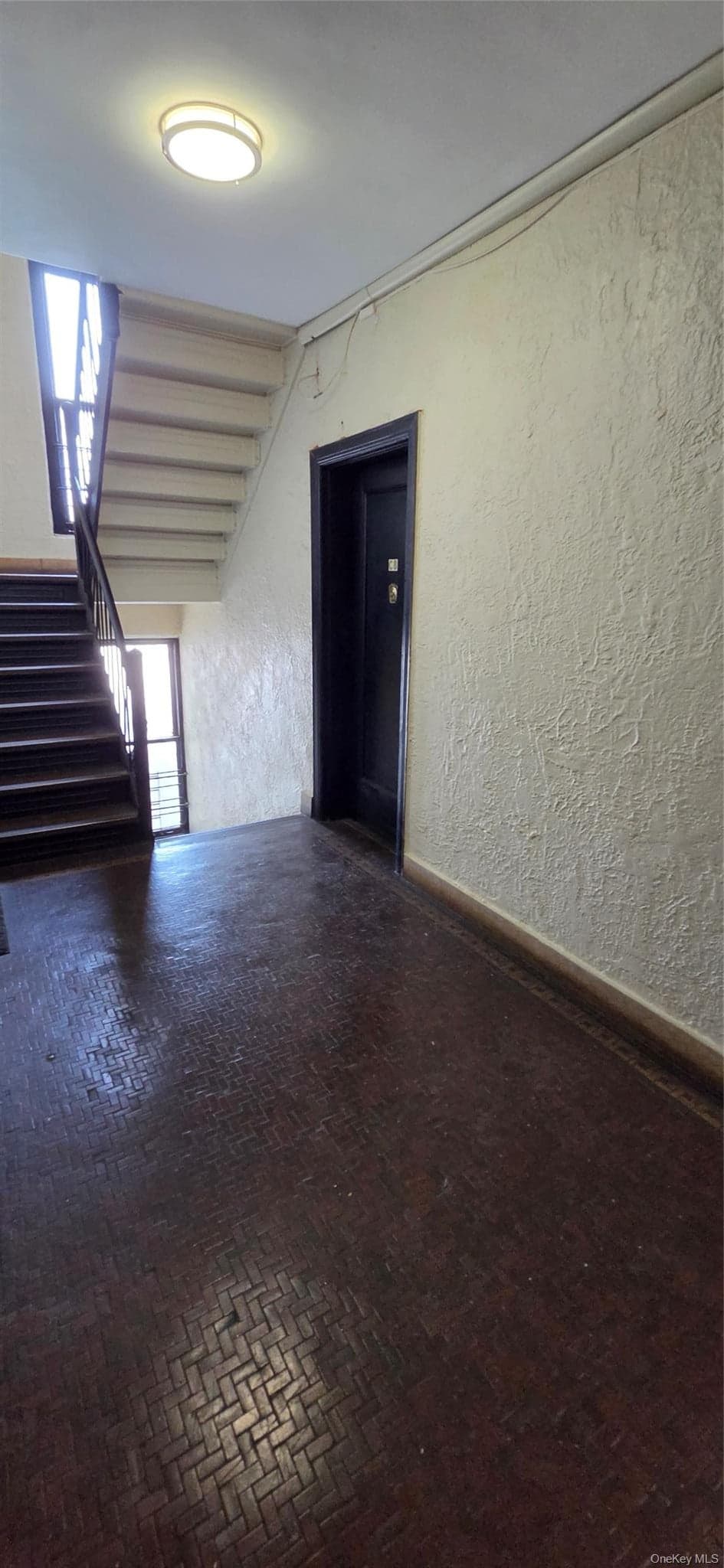 32-30 93 Street Unit: C8 thumbnail 5
