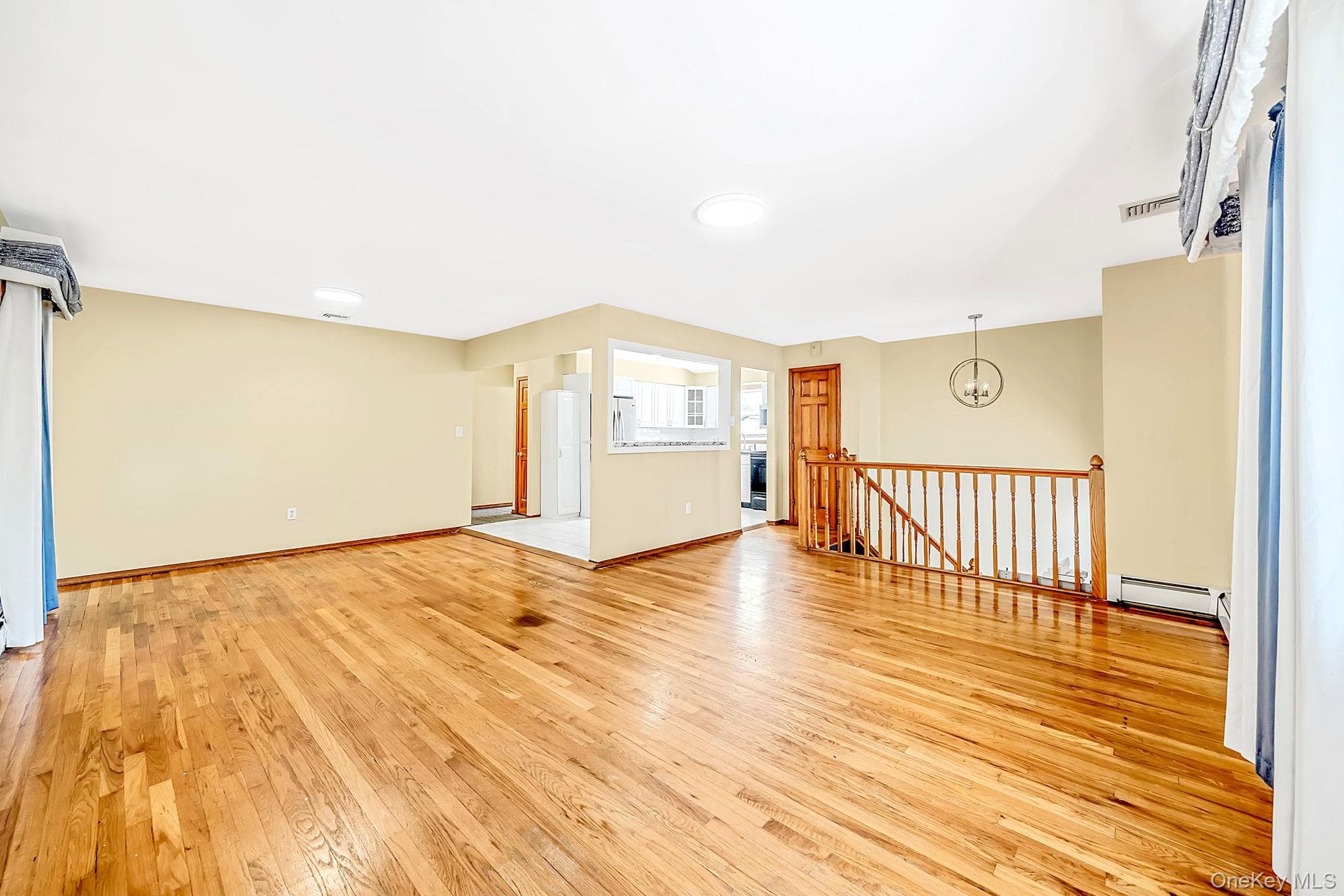 263 Commack Road thumbnail 10