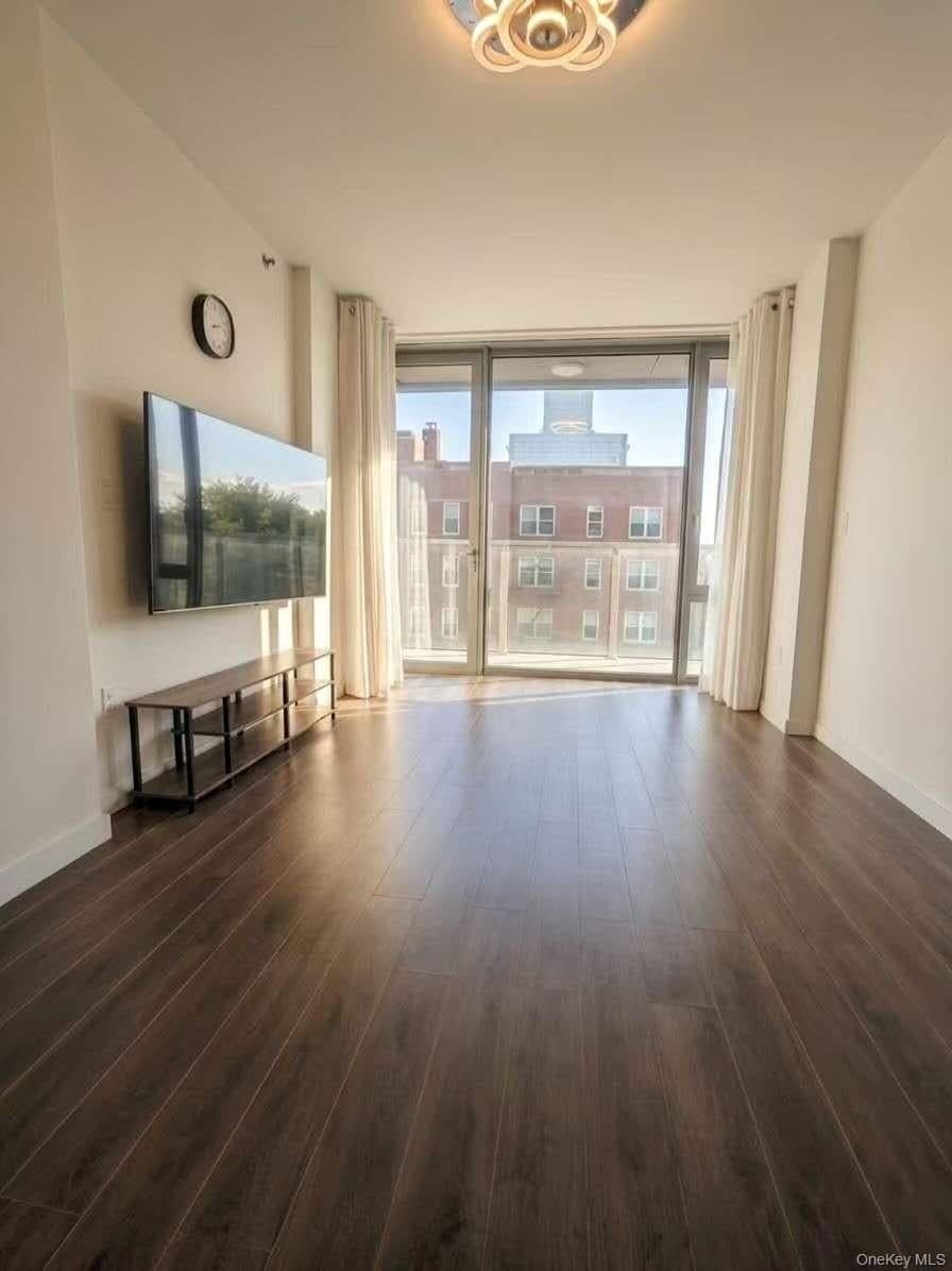 144-27 Sanford Avenue Unit: 6O thumbnail 6