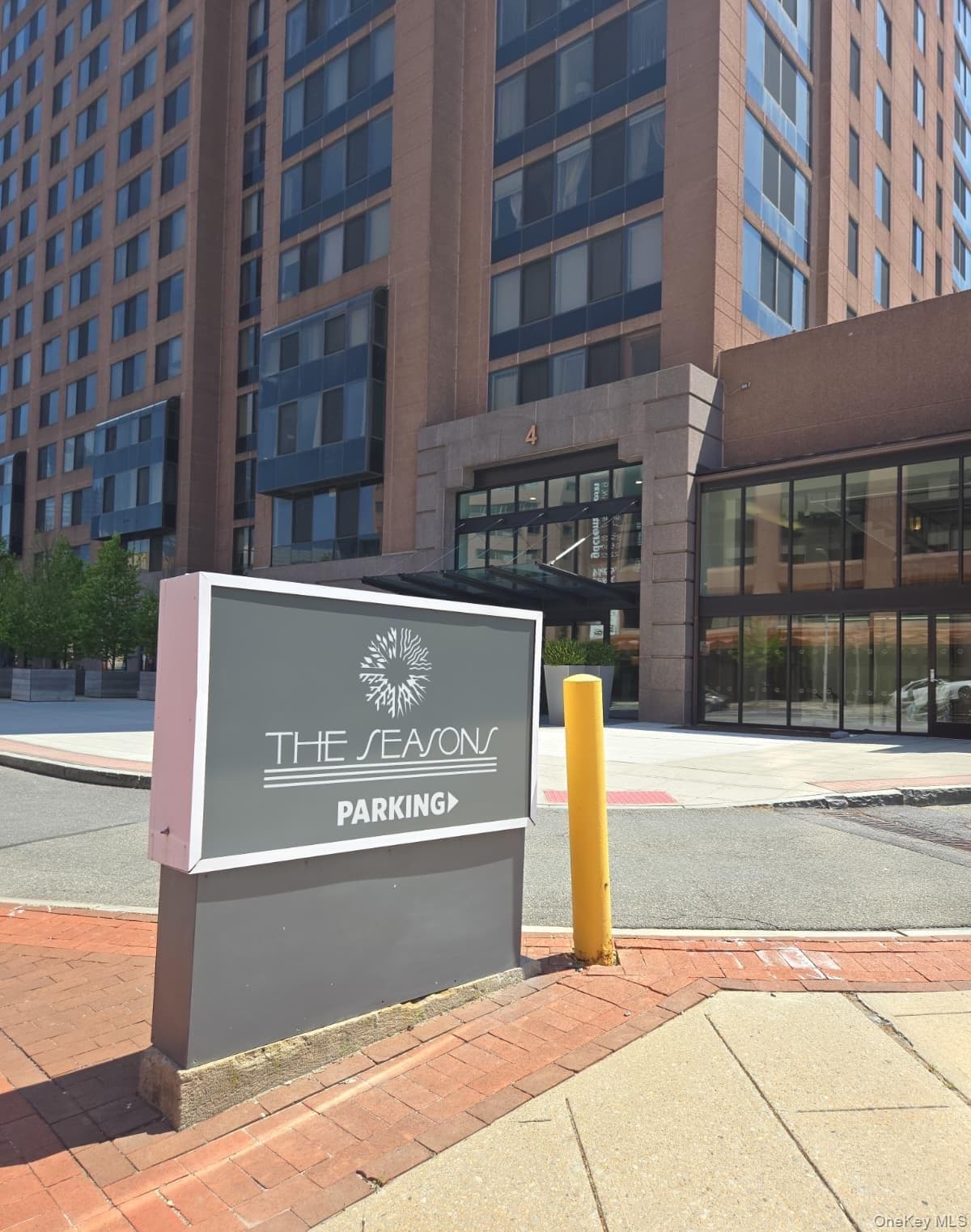 4 Martine Avenue Unit: 1501 thumbnail 2