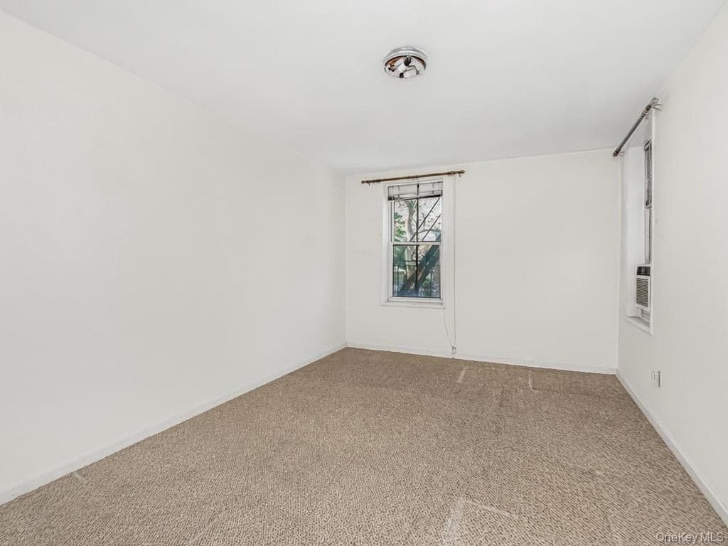 3305 92nd Street Unit: 1B thumbnail 3