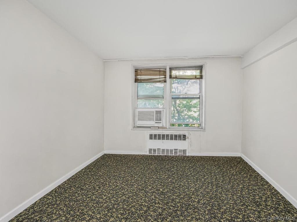 3305 92nd Street Unit: 1B thumbnail 5