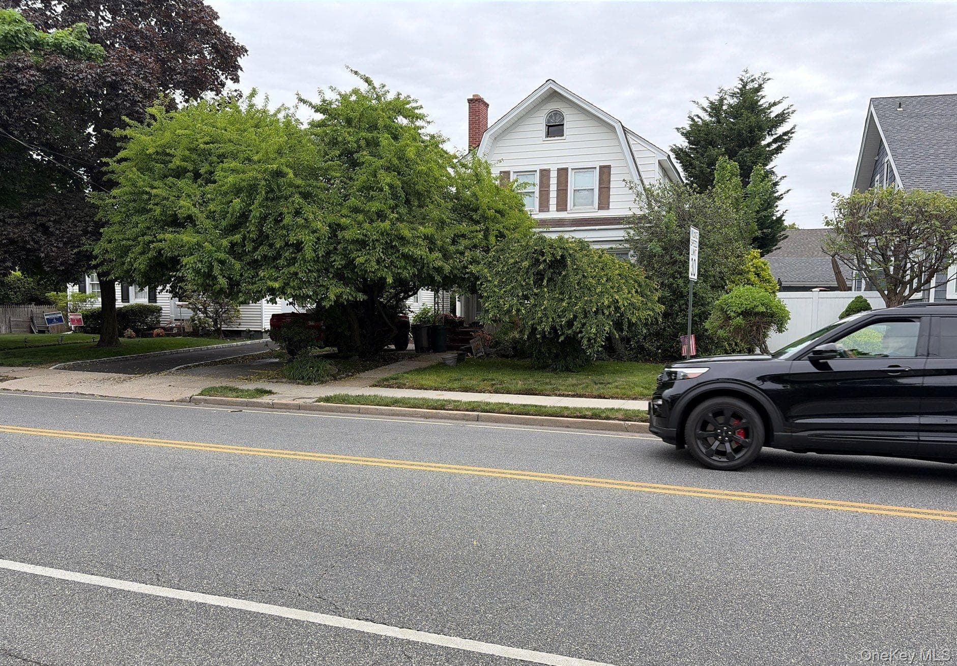 259 Lincoln Avenue, Rockville Centre