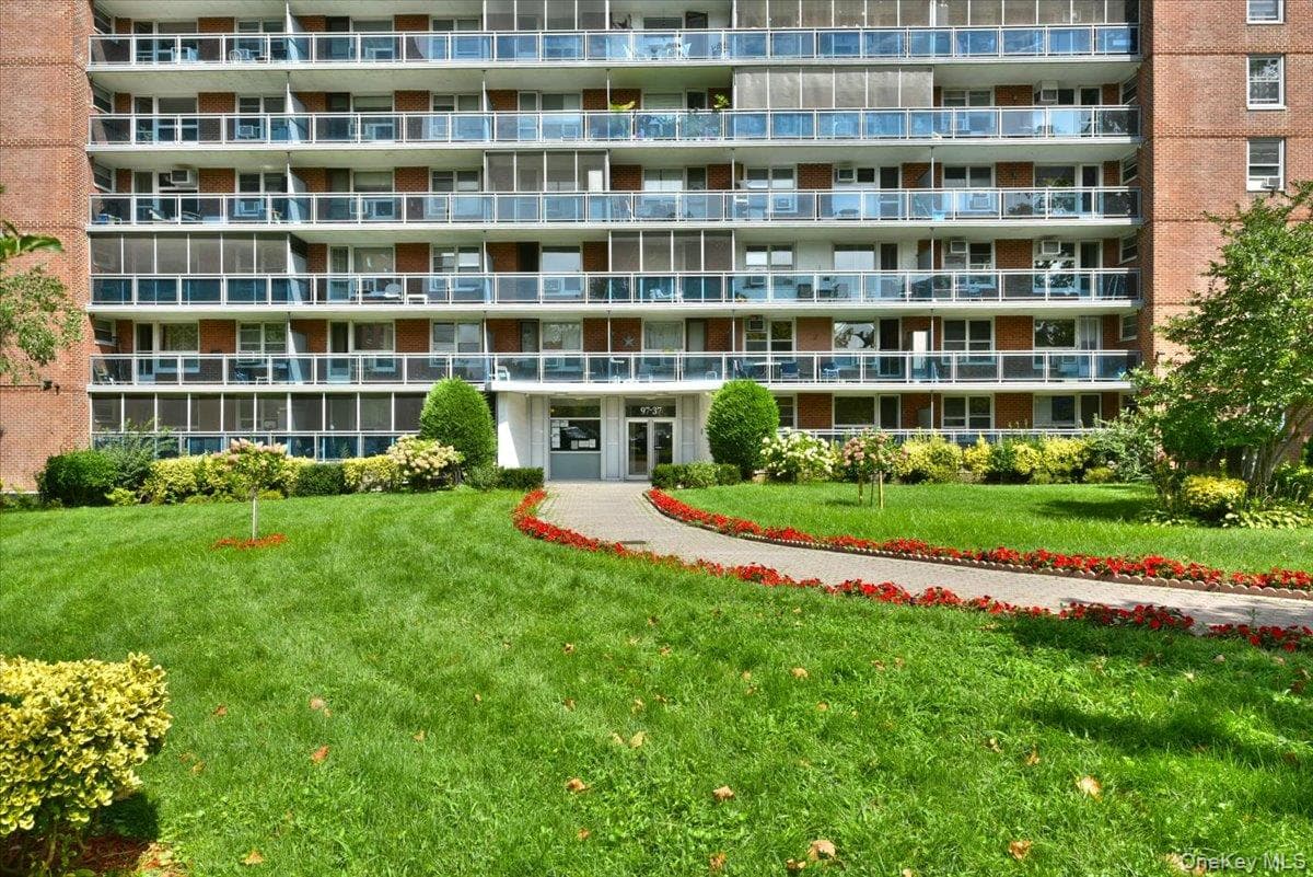 9737 63rd Road Unit: 10E thumbnail 3