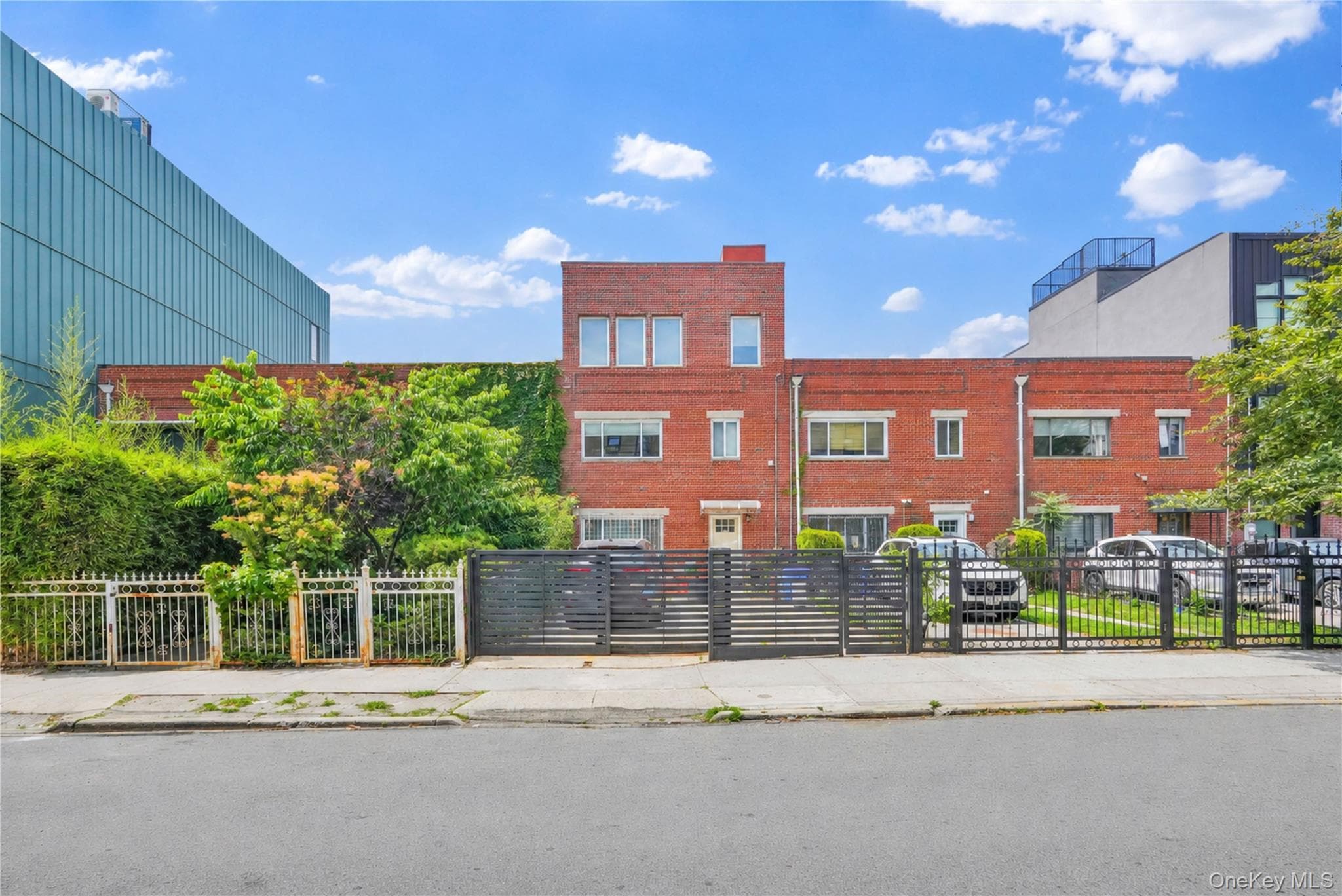 925 Hart Street thumbnail 21