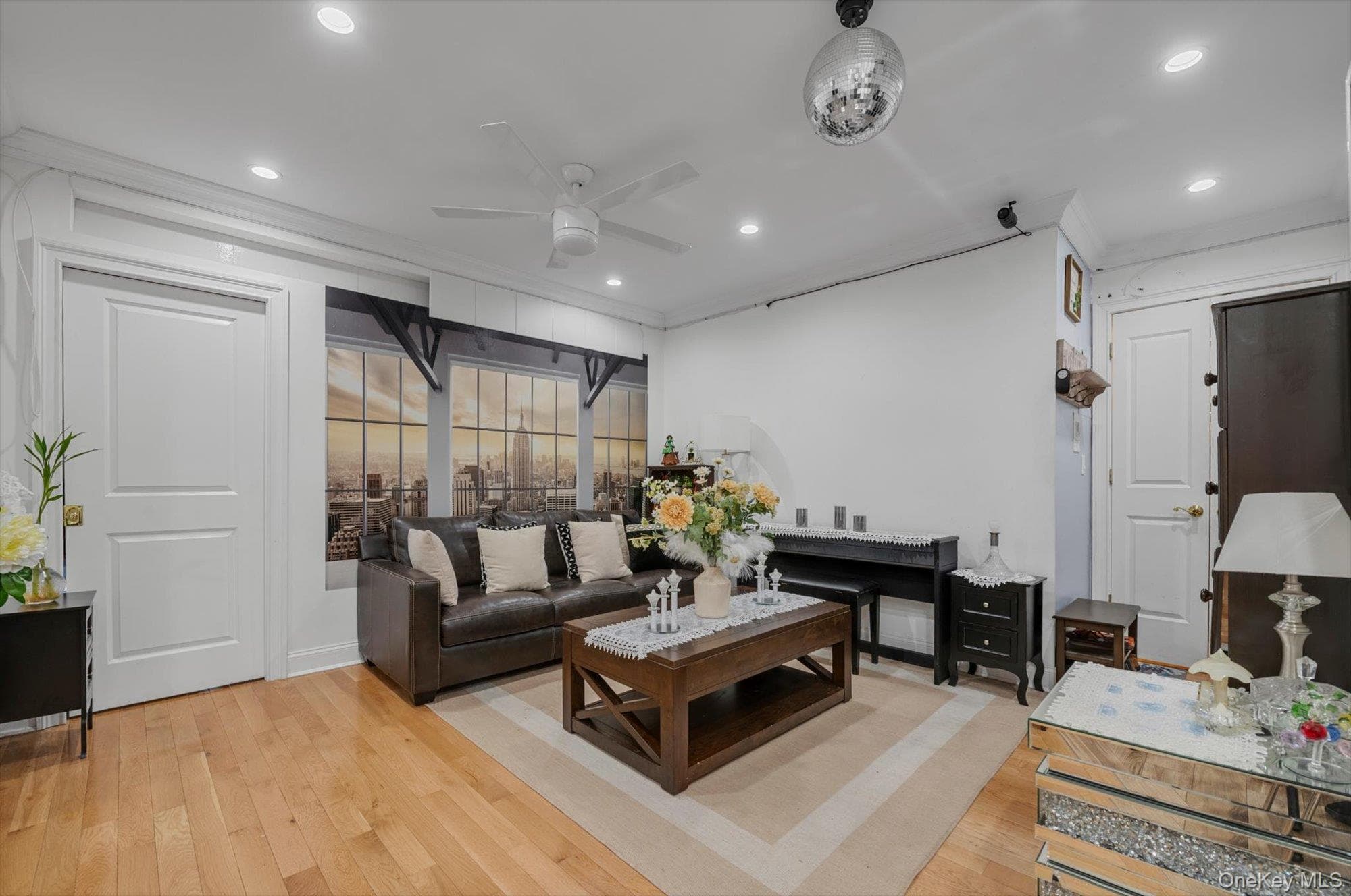 35-21 81 Street Unit: 1C thumbnail 2