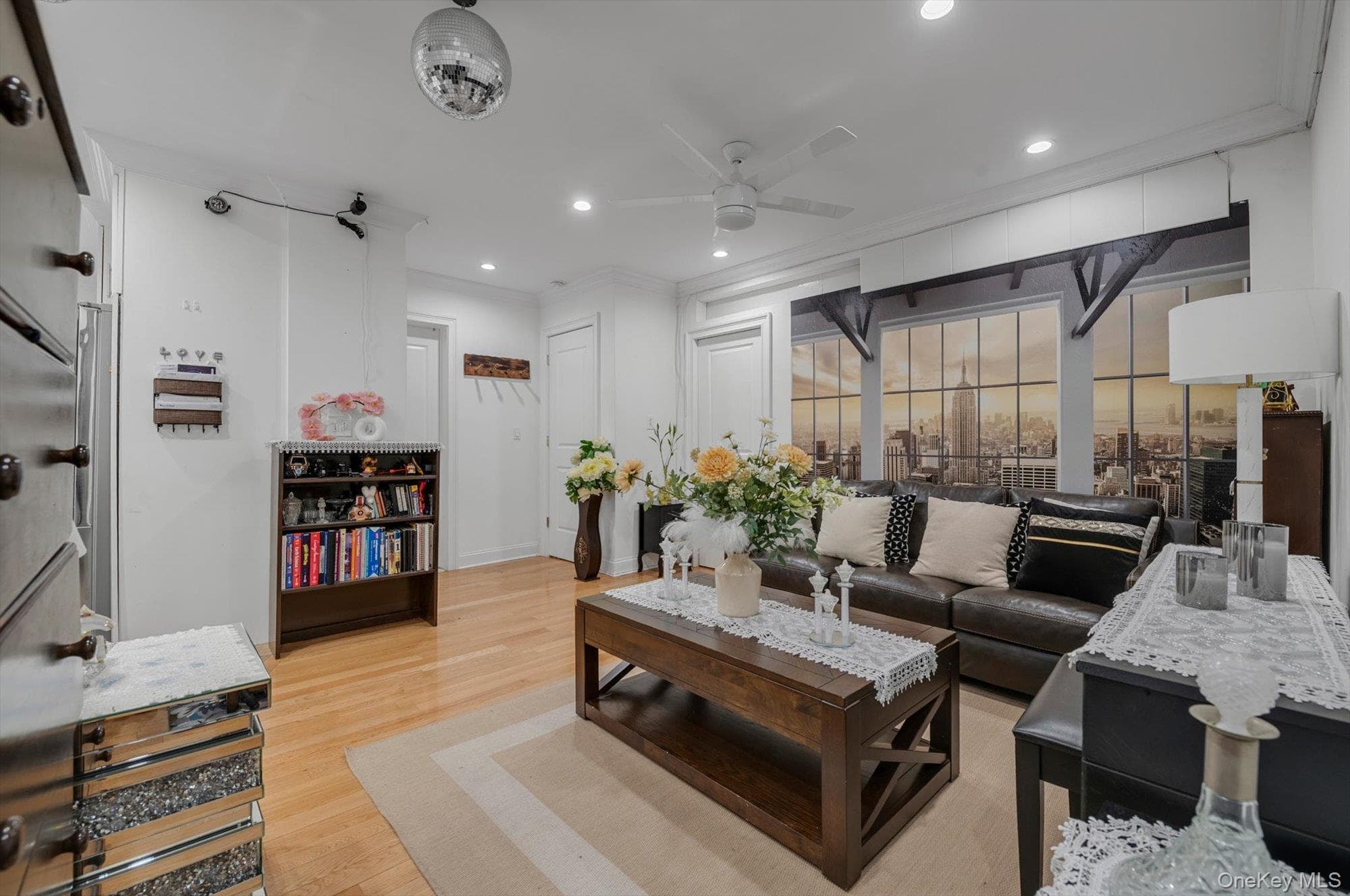 35-21 81 Street Unit: 1C thumbnail 3